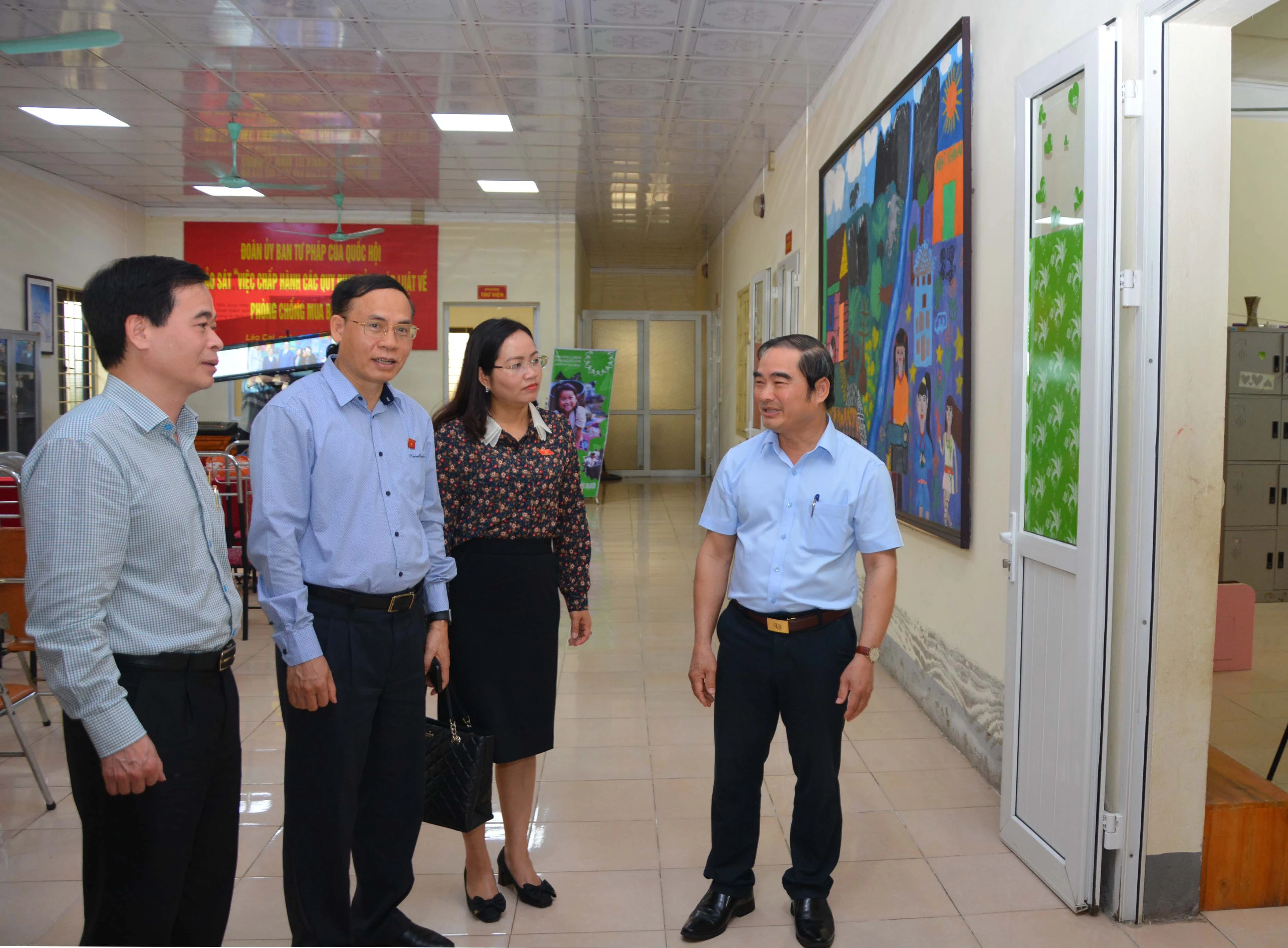 Đoàn công tác Ủy ban Tư pháp Quốc hội thăm, khảo sát thực tế tại thành phố Lào Cai, huyện Mường Khương ảnh 2