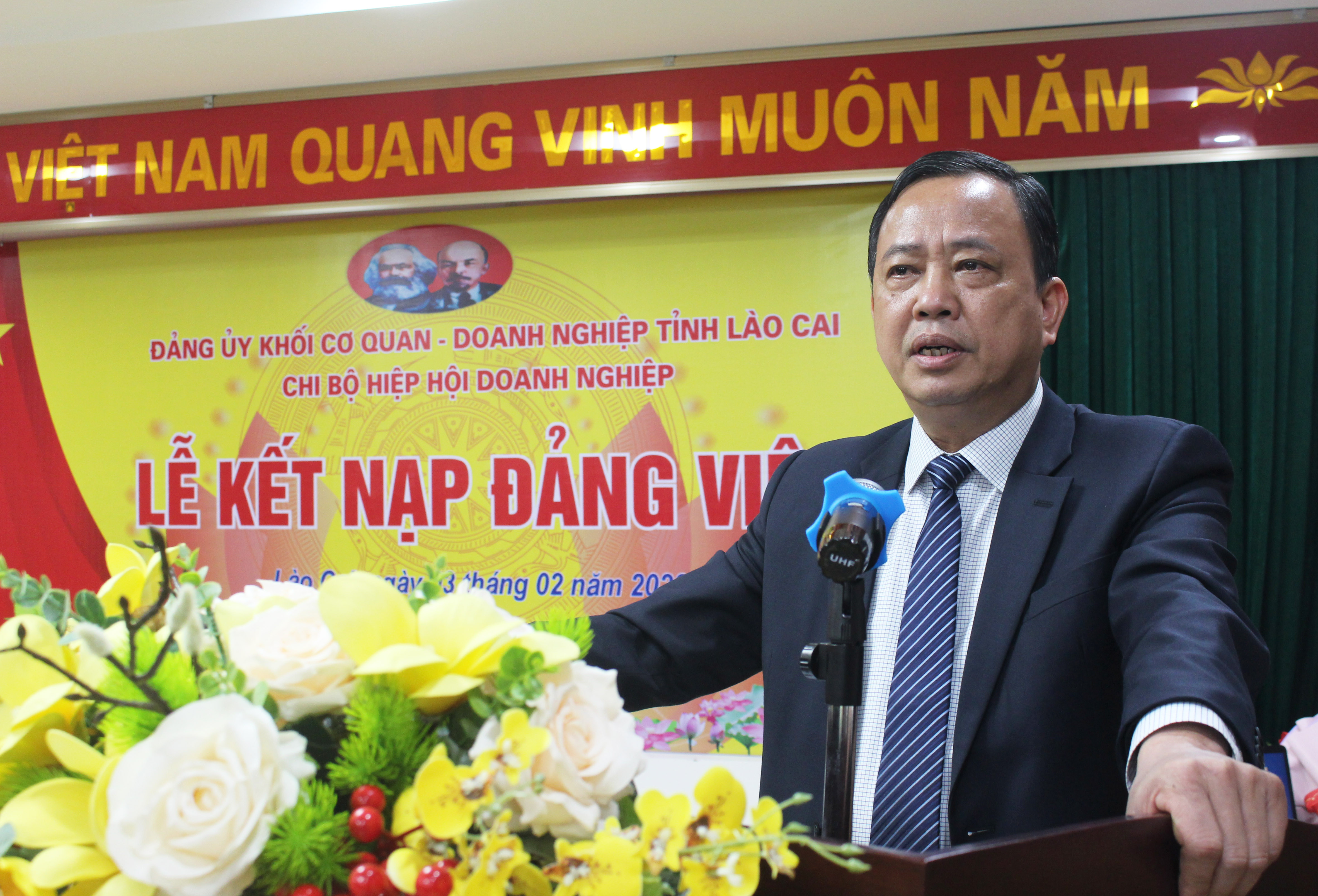 Chi bộ Hiệp hội doanh nghiệp kết nạp 2 đảng viên ảnh 3