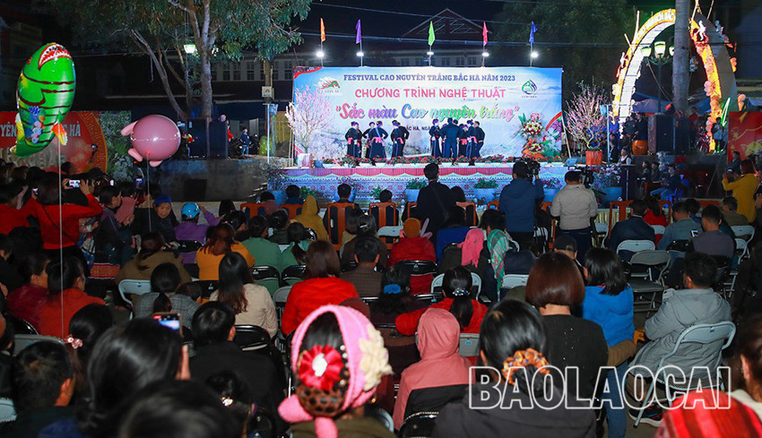 Nhiều hoạt động văn hoá đặc sắc tại Festival Cao nguyên trắng Bắc Hà ảnh 1 Nhiều hoạt động văn hoá đặc sắc tại Festival Cao nguyên trắng Bắc Hà ảnh 1