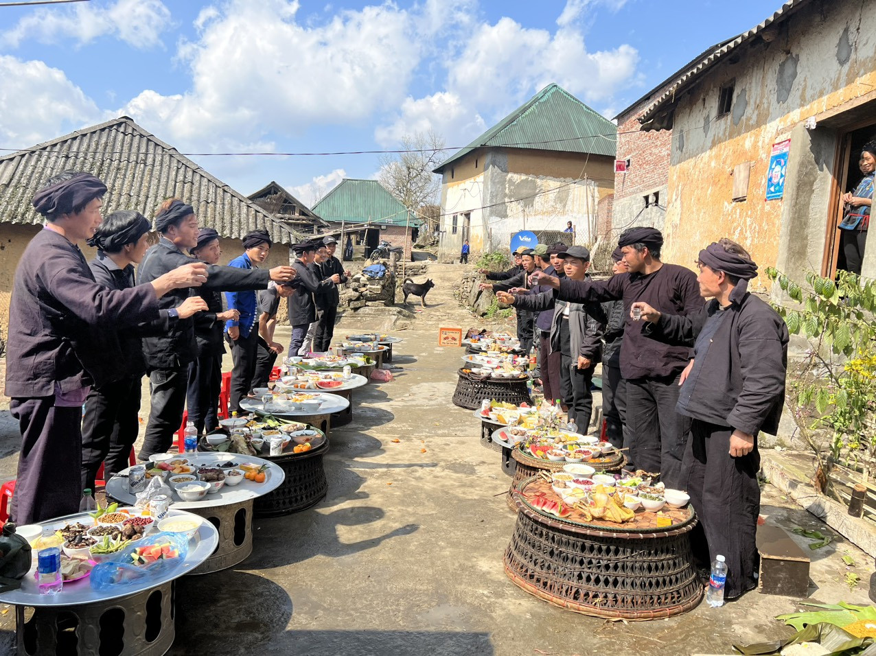 Người Hà Nhì vui Tết thiếu nhi đầu năm mới ảnh 9