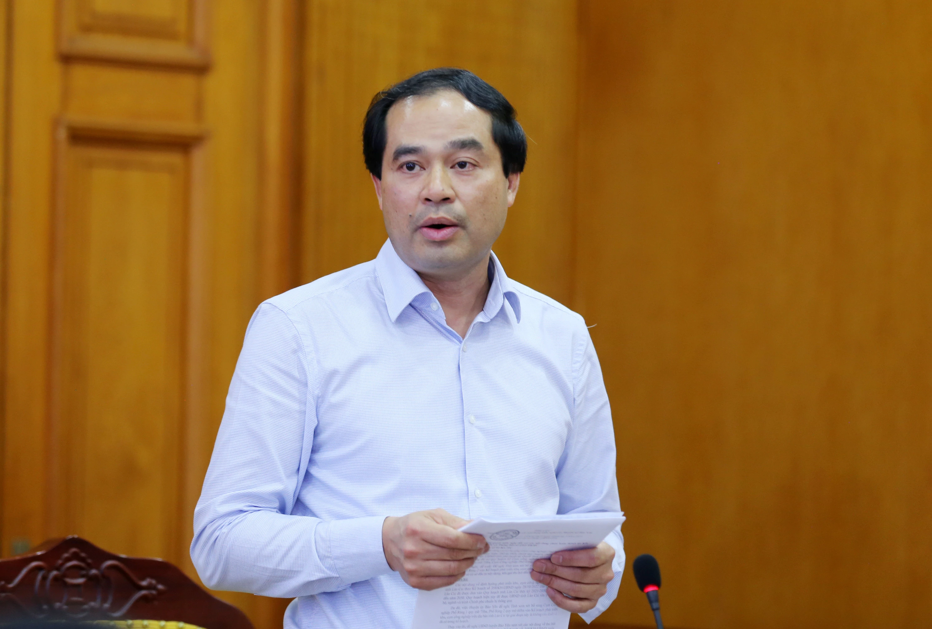 Bí thư Tỉnh ủy Đặng Xuân Phong chủ trì cuộc làm việc của Ban Thường vụ Tỉnh ủy với Ban Thường vụ Huyện ủy Bảo Yên ảnh 9