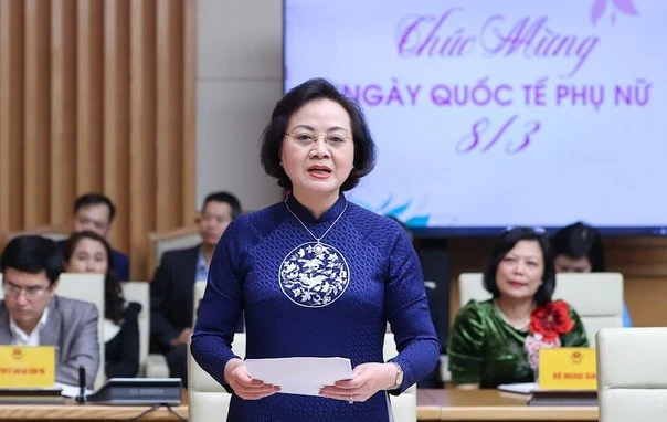 Vì sao Bộ Nội vụ đề xuất tăng biên chế cán bộ, công chức cấp xã? - Ảnh 1.