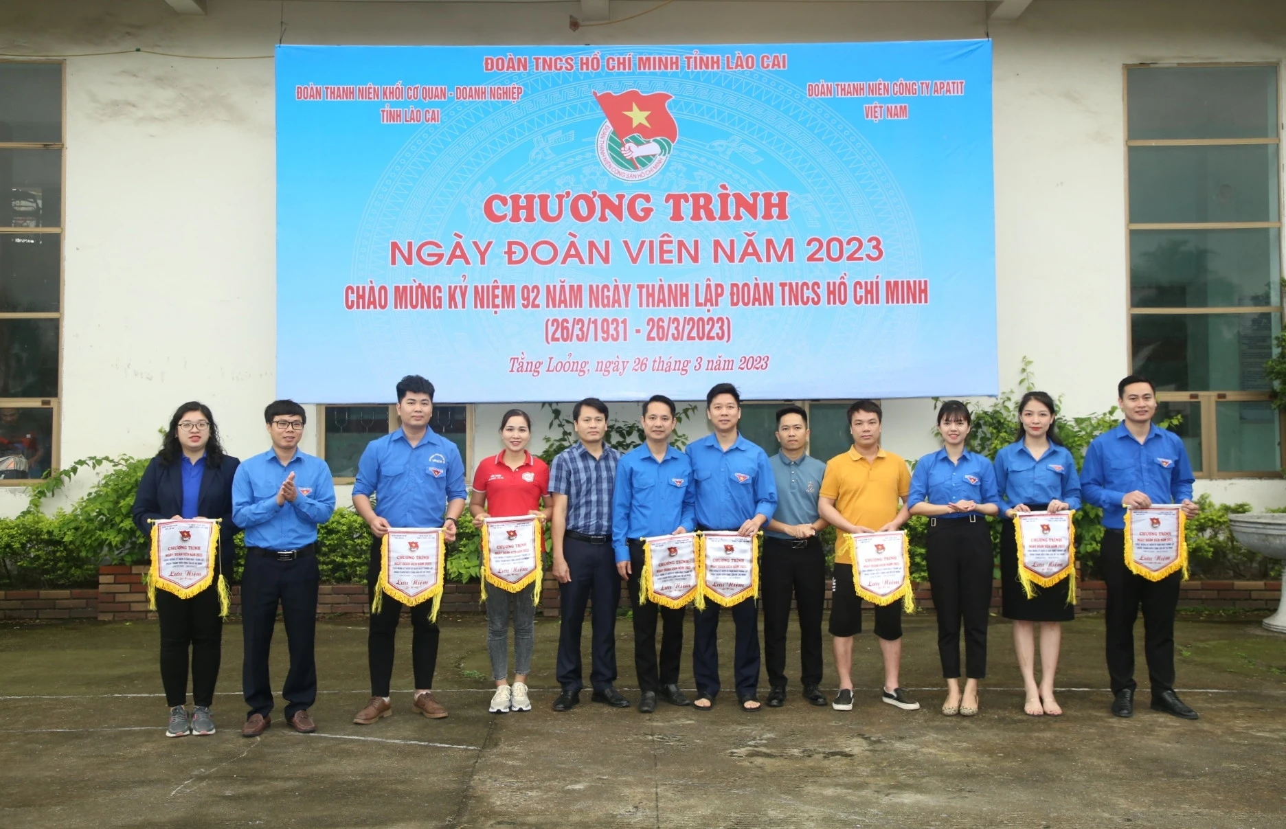 Bí thư Đoàn Khối Cơ quan - Doanh nghiệp Trần Văn Quân ôn lại truyền thống 92 năm ngày thành lập Đoàn TNCS Hồ Chí Minh. Tại Chương trình Ngày Đoàn viên năm 2023 diễn ra nhiều hoạt động giao lưu văn nghệ, thể thao sôi nổi.