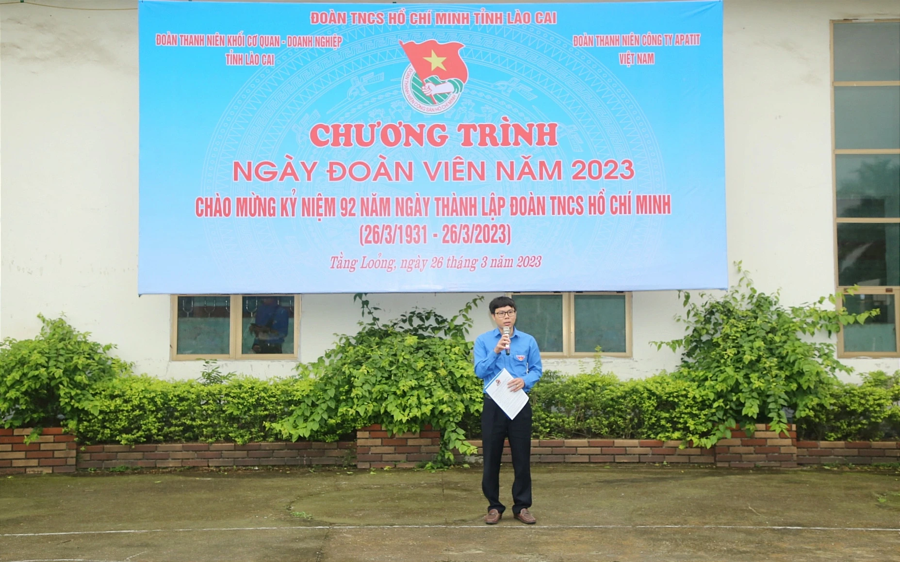 Bí thư Đoàn Khối Cơ quan - Doanh nghiệp Trần Văn Quân ôn lại truyền thống 92 năm ngày thành lập Đoàn TNCS Hồ Chí Minh. Tại Chương trình Ngày Đoàn viên năm 2023 diễn ra nhiều hoạt động giao lưu văn nghệ, thể thao sôi nổi.