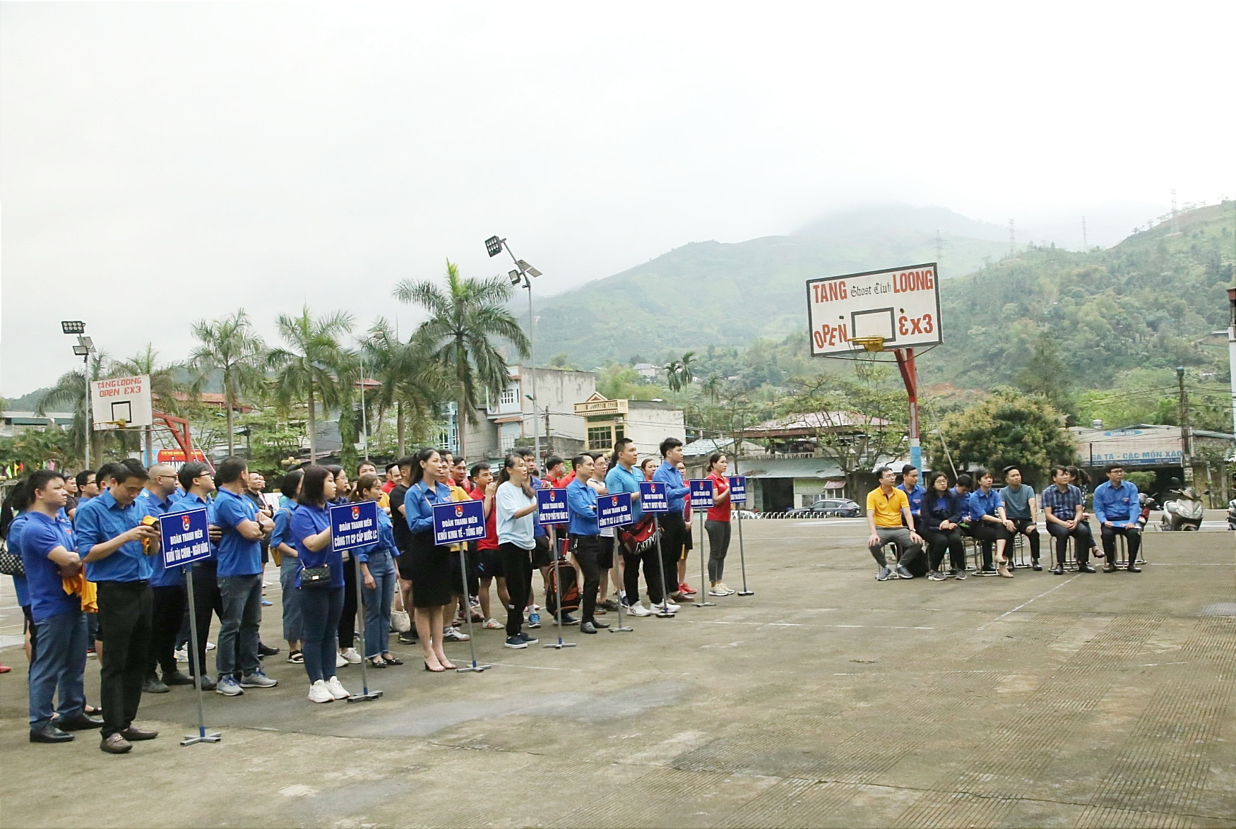 Chương trình thu hút hơn 100 đoàn viên, thanh niên đến từ các cơ quan, đơn vị trong Đoàn Khối Cơ quan - Doanh nghiệp tỉnh. Chương trình thu hút hơn 100 đoàn viên, thanh niên đến từ các cơ quan, đơn vị trong Đoàn Khối Cơ quan - Doanh nghiệp tỉnh.