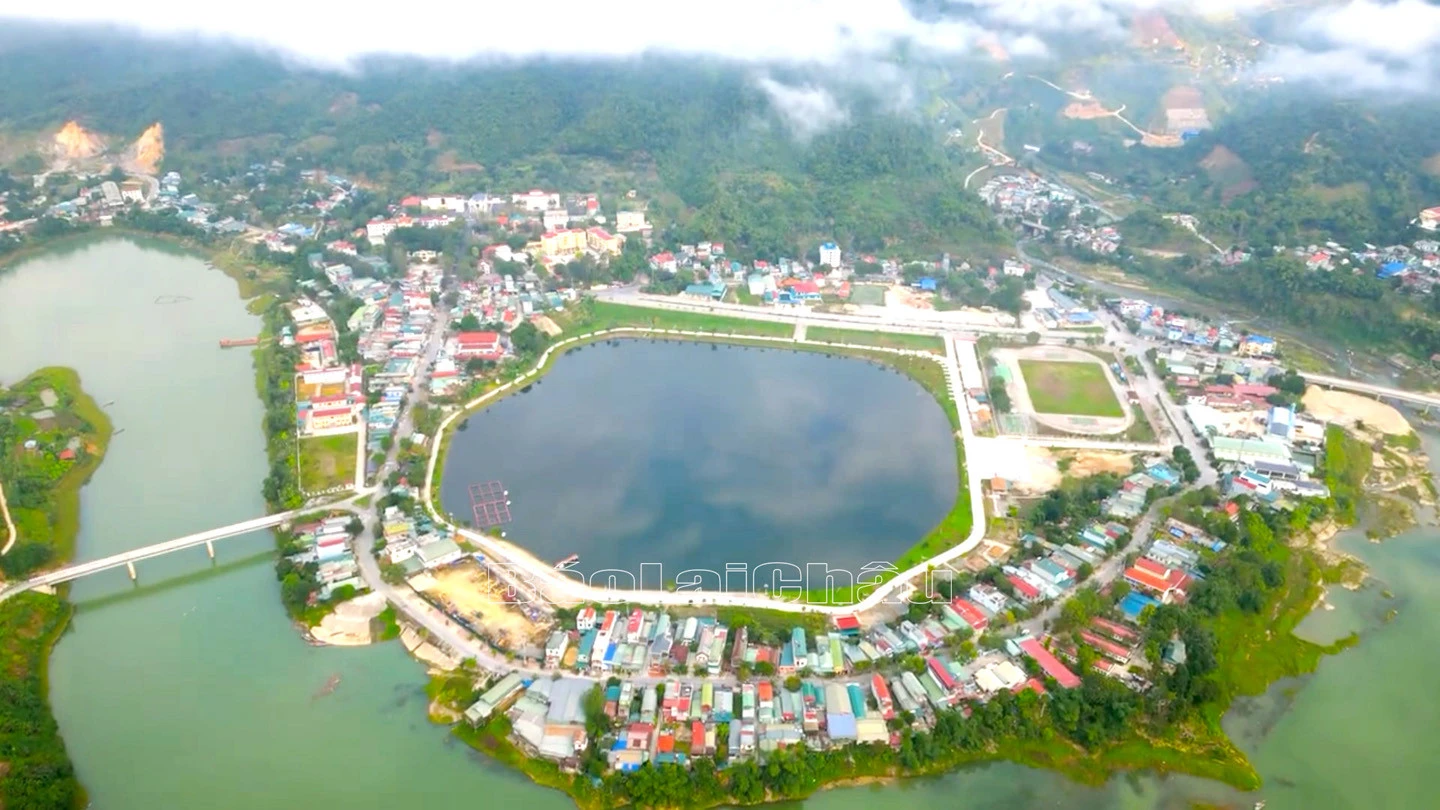 Thênh thang những con đường xuân ảnh 1