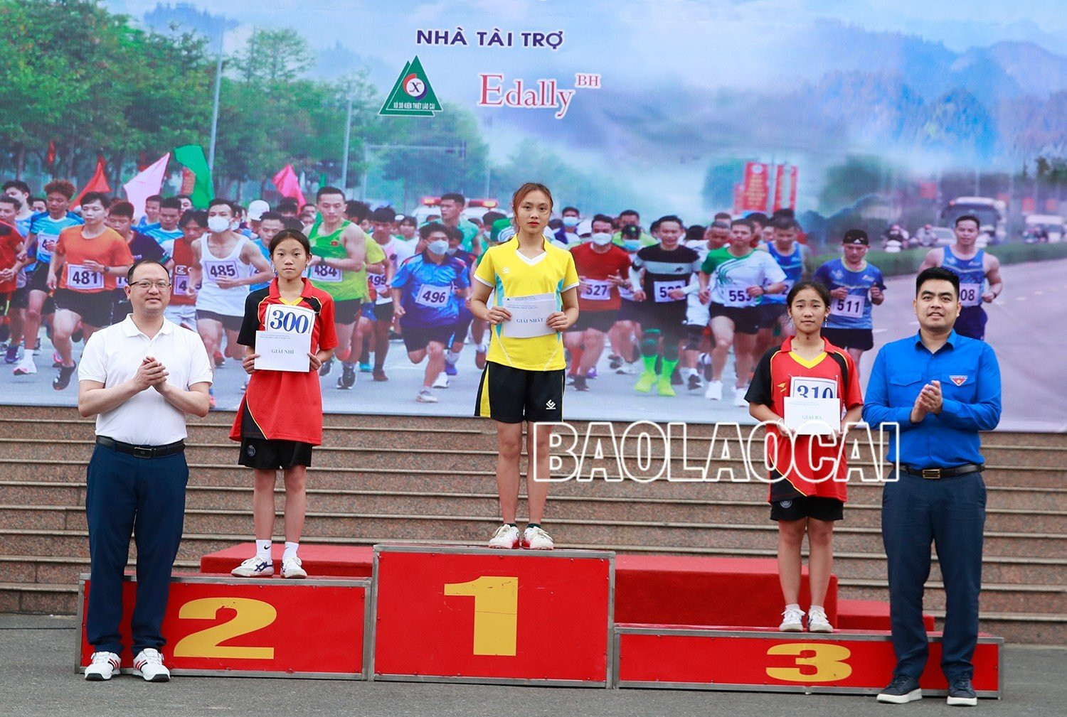 Đoàn Mường Khương bảo vệ thành công ngôi vô địch tại Giải Việt dã truyền thống Báo Lào Cai ảnh 8 Đoàn Mường Khương bảo vệ thành công ngôi vô địch tại Giải Việt dã truyền thống Báo Lào Cai ảnh 8