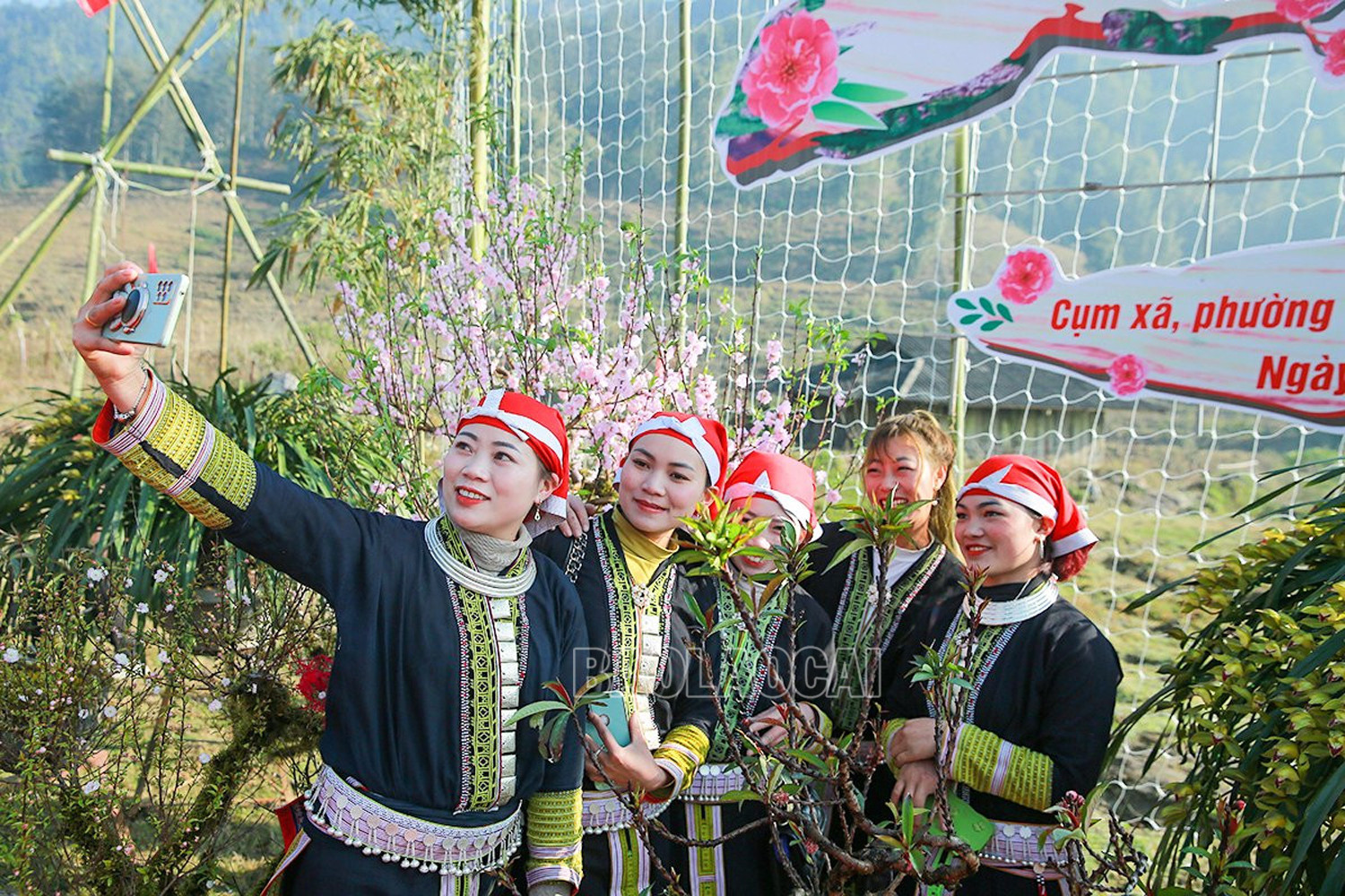 Đặc sắc Lễ hội Pút tồng và hát giao duyên Cụm xã Tả Phìn ảnh 9