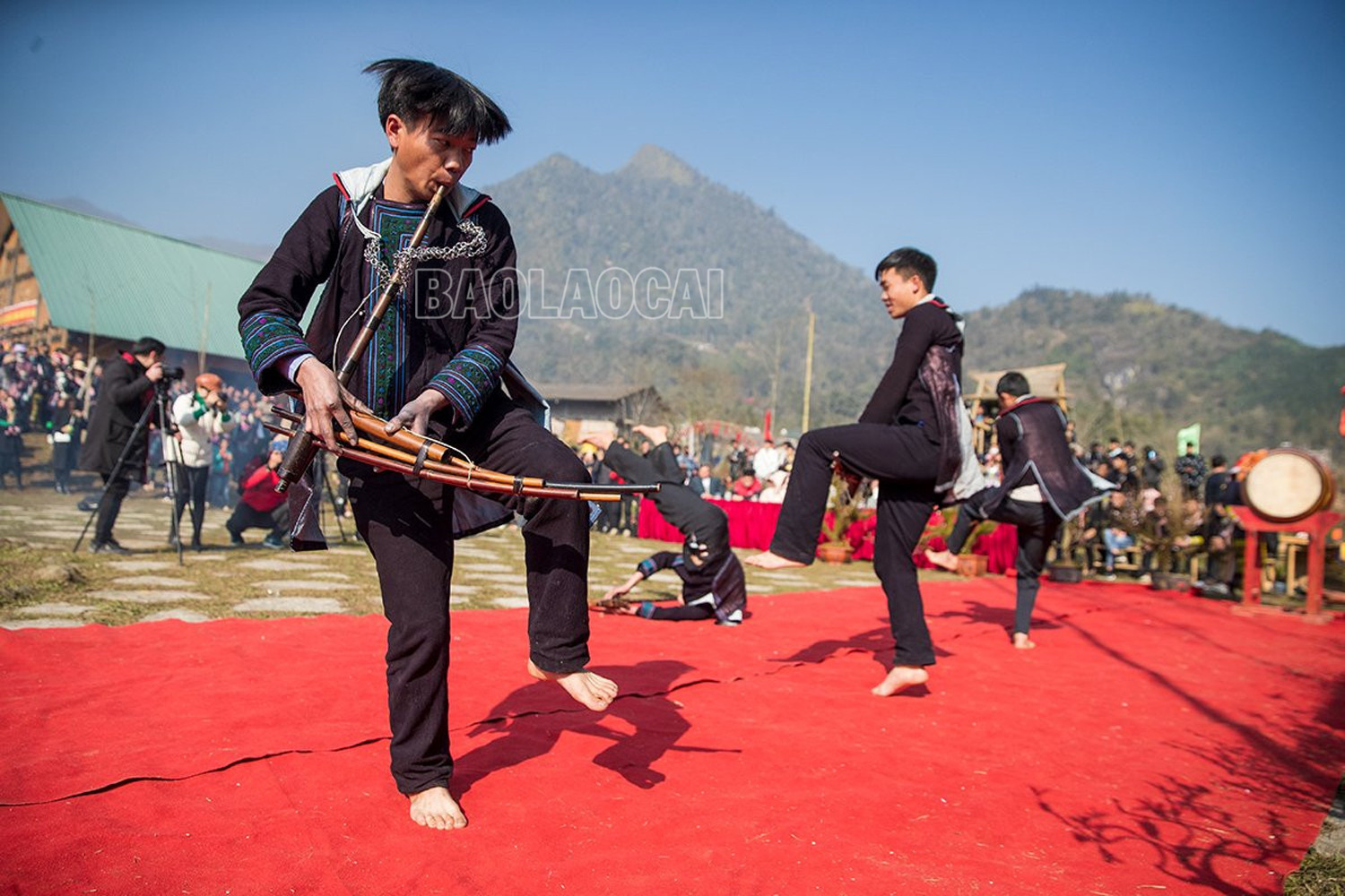 Đặc sắc Lễ hội Pút tồng và hát giao duyên Cụm xã Tả Phìn ảnh 2