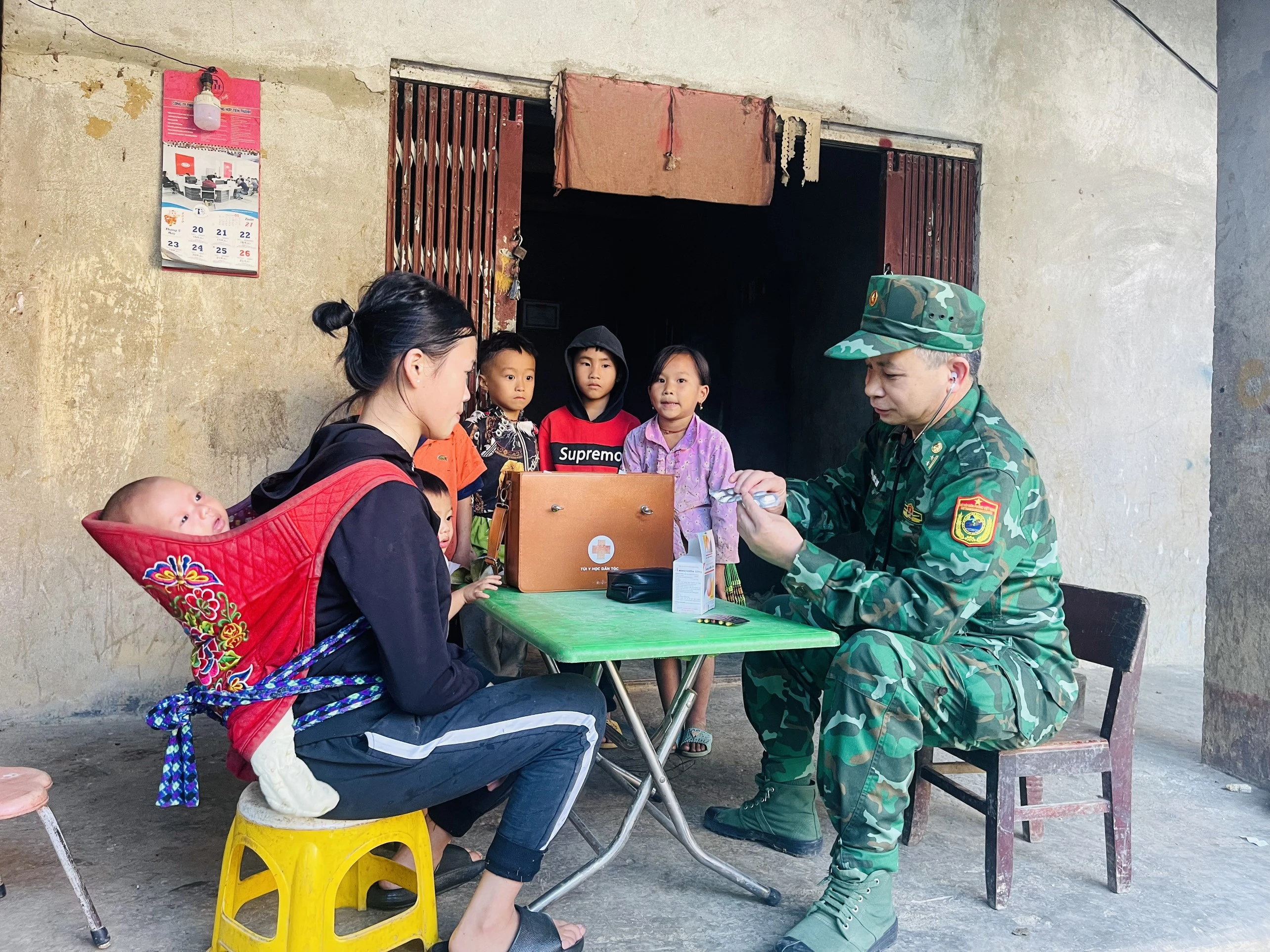 “Biên giới là quê hương”... ảnh 1