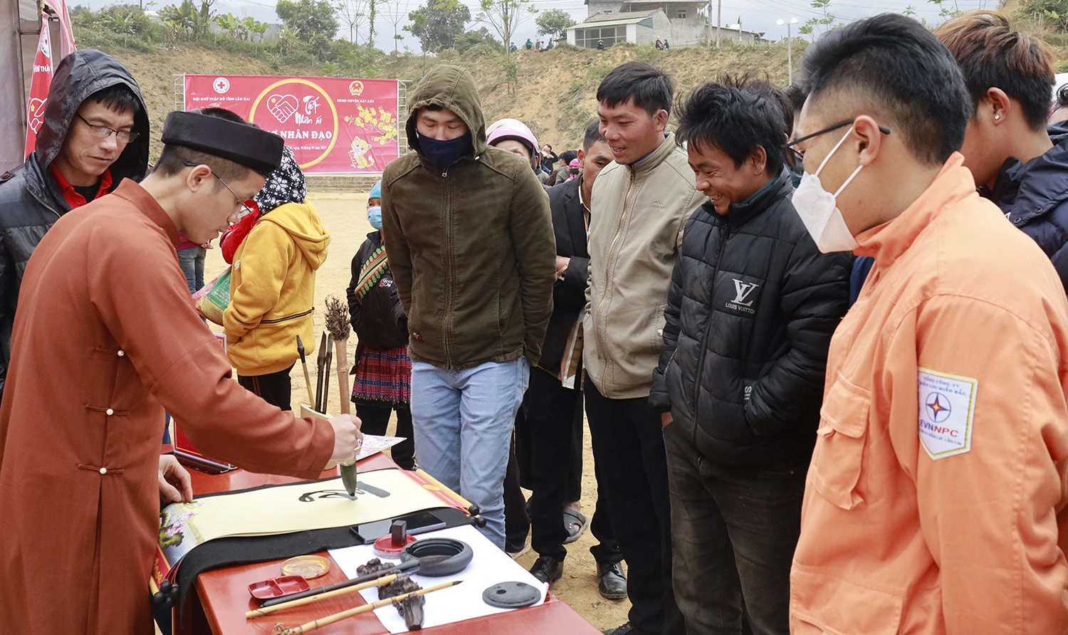 Ấm áp trước thềm xuân Quý Mão ảnh 5