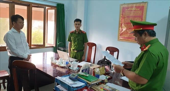 Đã khởi tố 64 vụ án, 506 bị can trong vụ sai phạm tại các trung tâm đăng kiểm ảnh 1