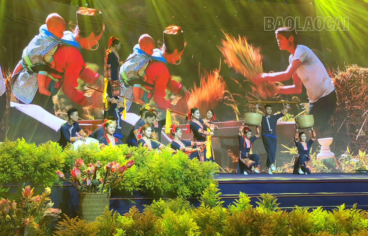 Chương trình nghệ thuật đặc biệt quảng bá du lịch Lào Cai - Tây Bắc tại Thành phố Hồ Chí Minh ảnh 4