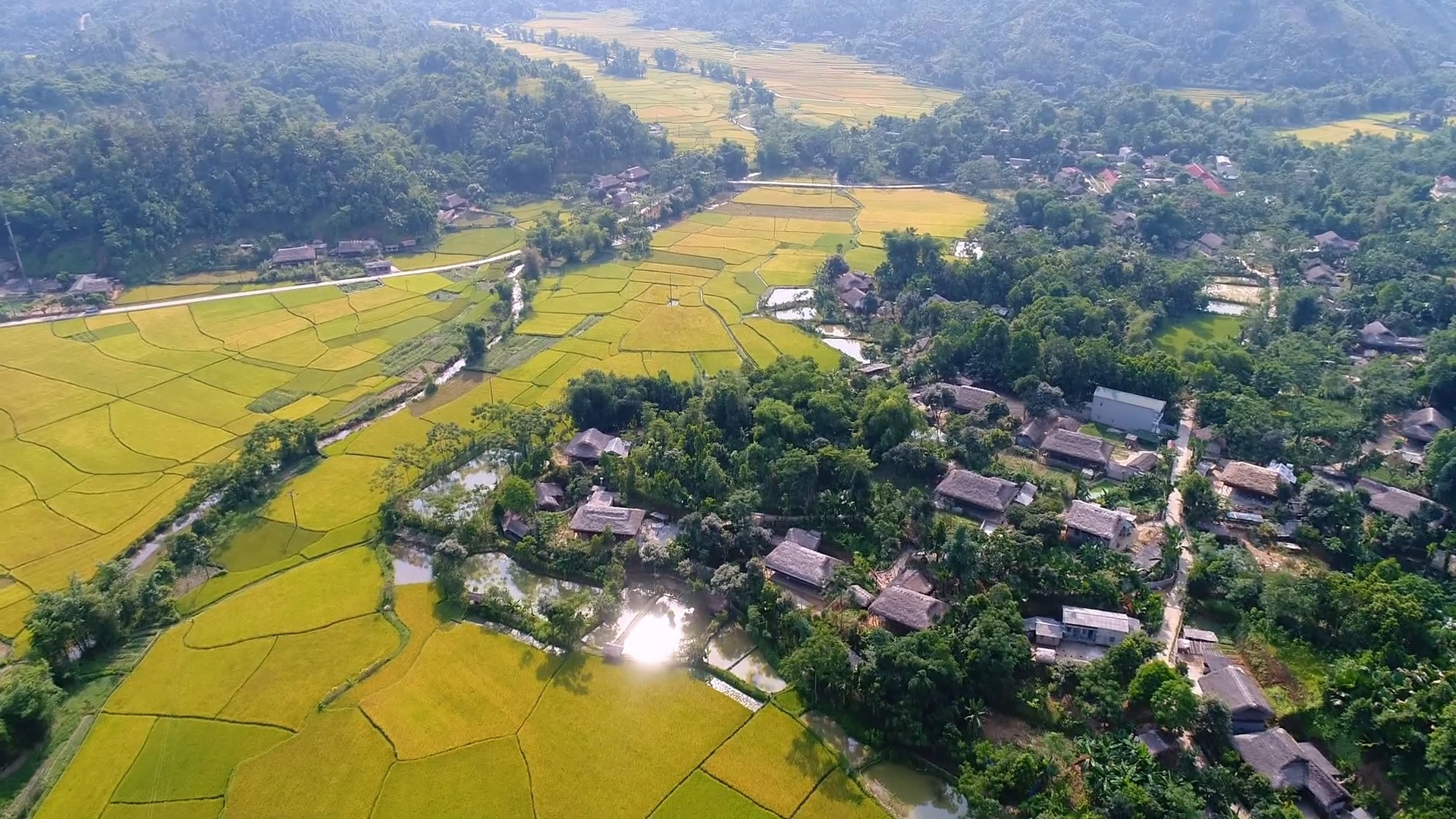 Diện mạo nông thôn mới ở xã Nghĩa Đô (huyện Bảo Yên).