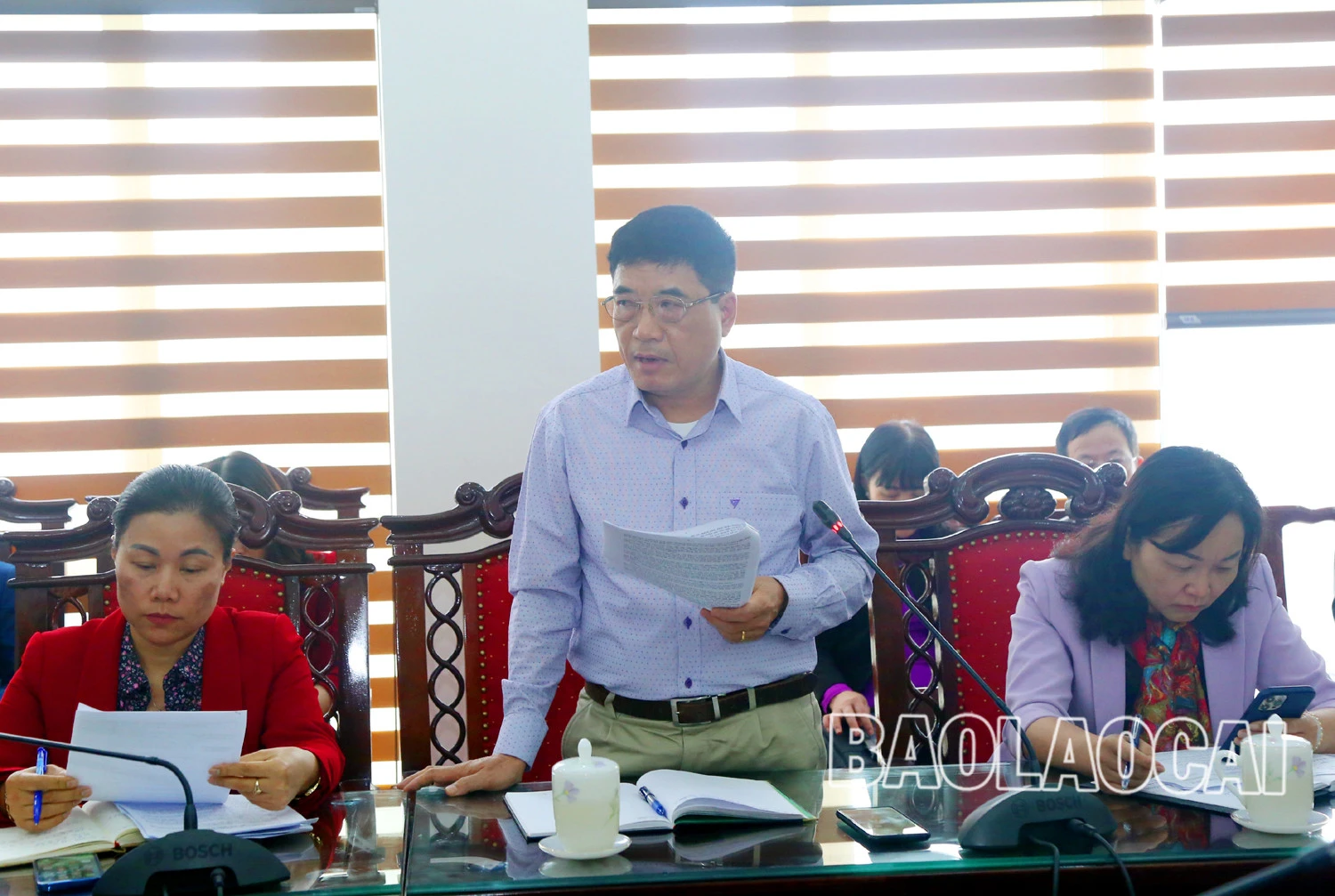 Đại diện các ban HĐND tỉnh phát biểu ý kiến.