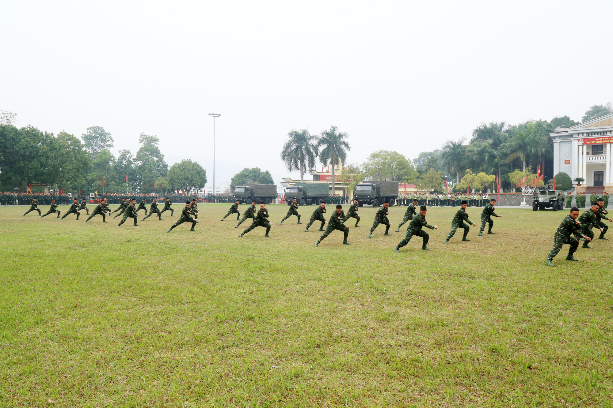 Lực lượng vũ trang tỉnh ra quân huấn luyện năm 2023 ảnh 9 Lực lượng vũ trang tỉnh ra quân huấn luyện năm 2023 ảnh 9