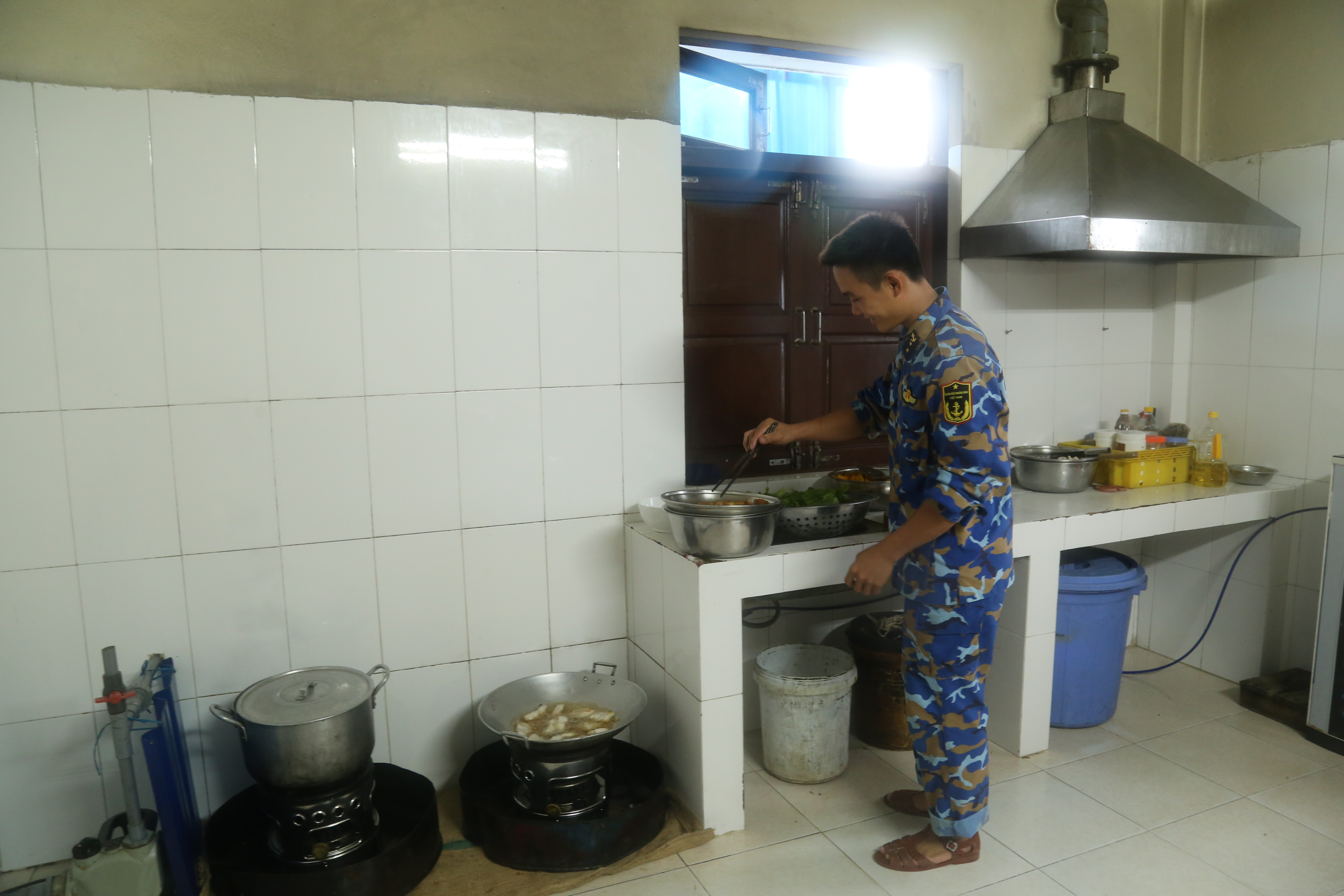 Đón Tết sớm ở tuyến đảo tiền tiêu Cô Lin - Len Đao ảnh 9