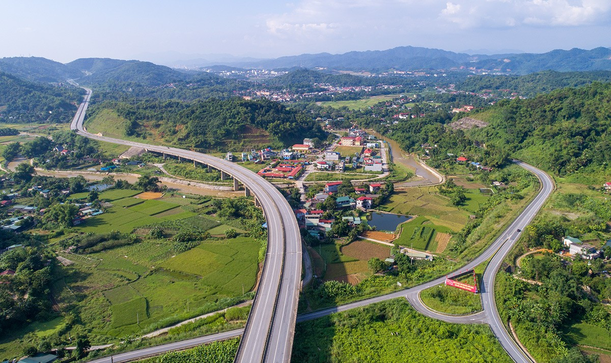 Thành phố Lào Cai đang nỗ lực phấn đấu để trở thành đô thị loại I trong tương lai gần. Ảnh: Ngọc Bằng