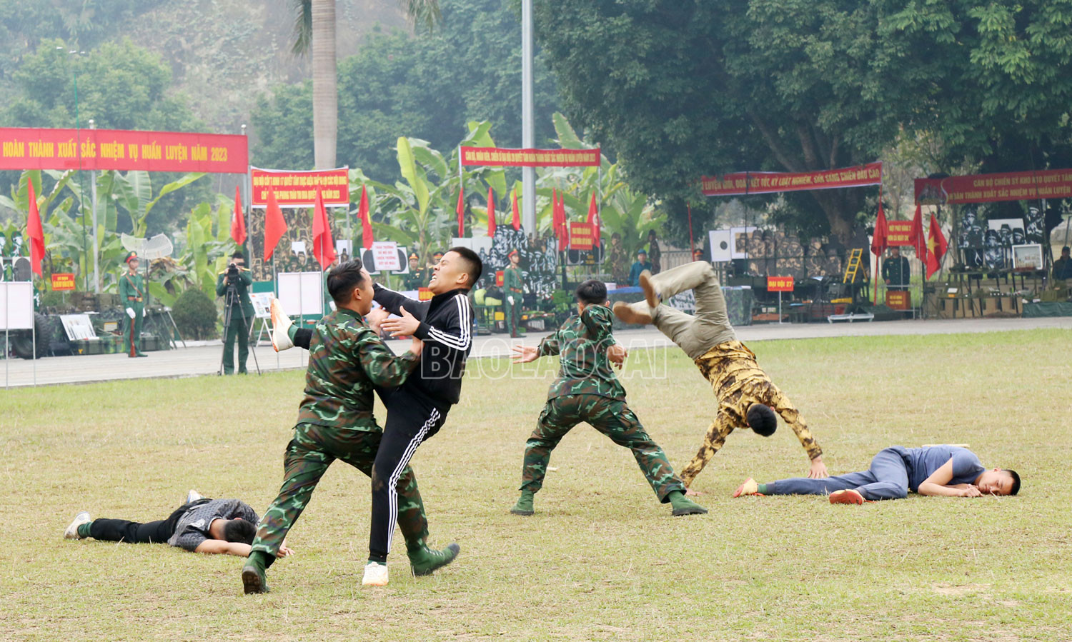 Nâng cao chất lượng công tác quân sự, quốc phòng trong tình hình mới ảnh 4 Nâng cao chất lượng công tác quân sự, quốc phòng trong tình hình mới ảnh 4