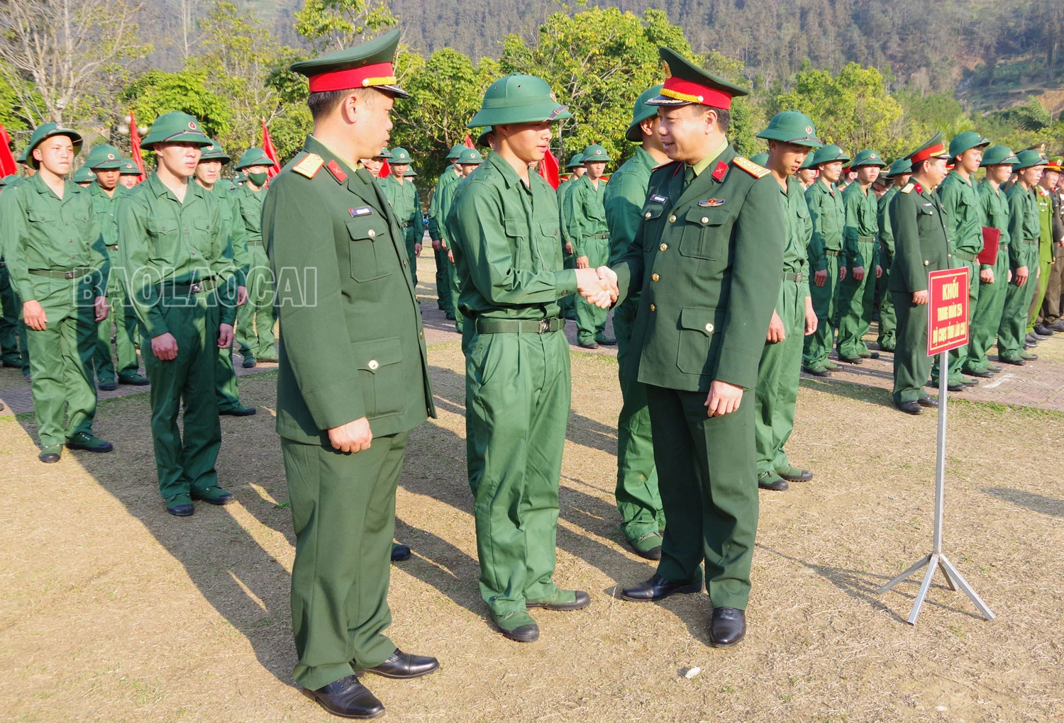 Nâng cao chất lượng công tác quân sự, quốc phòng trong tình hình mới ảnh 1