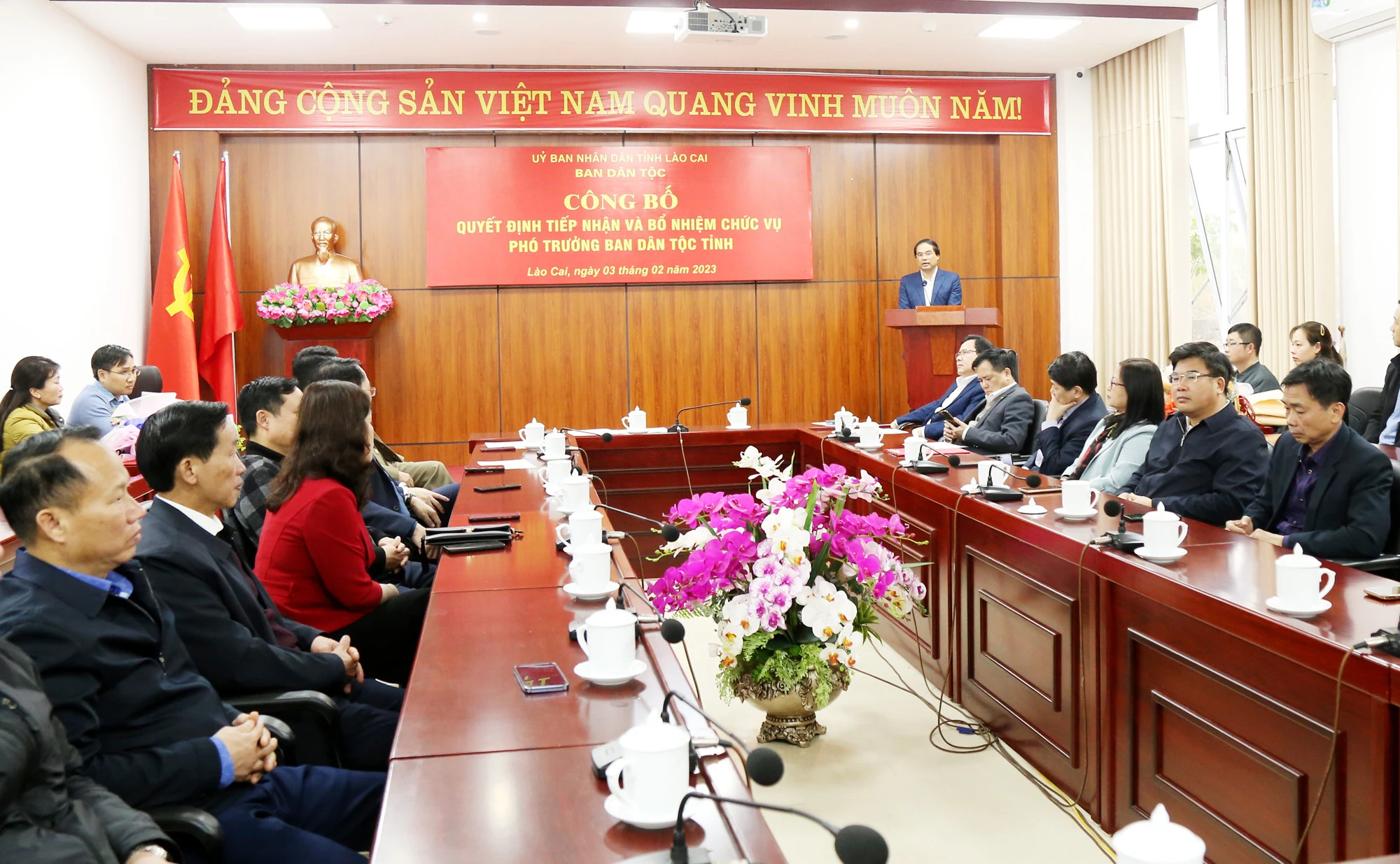 Công bố quyết định bổ nhiệm Phó Trưởng Ban Dân tộc tỉnh ảnh 1