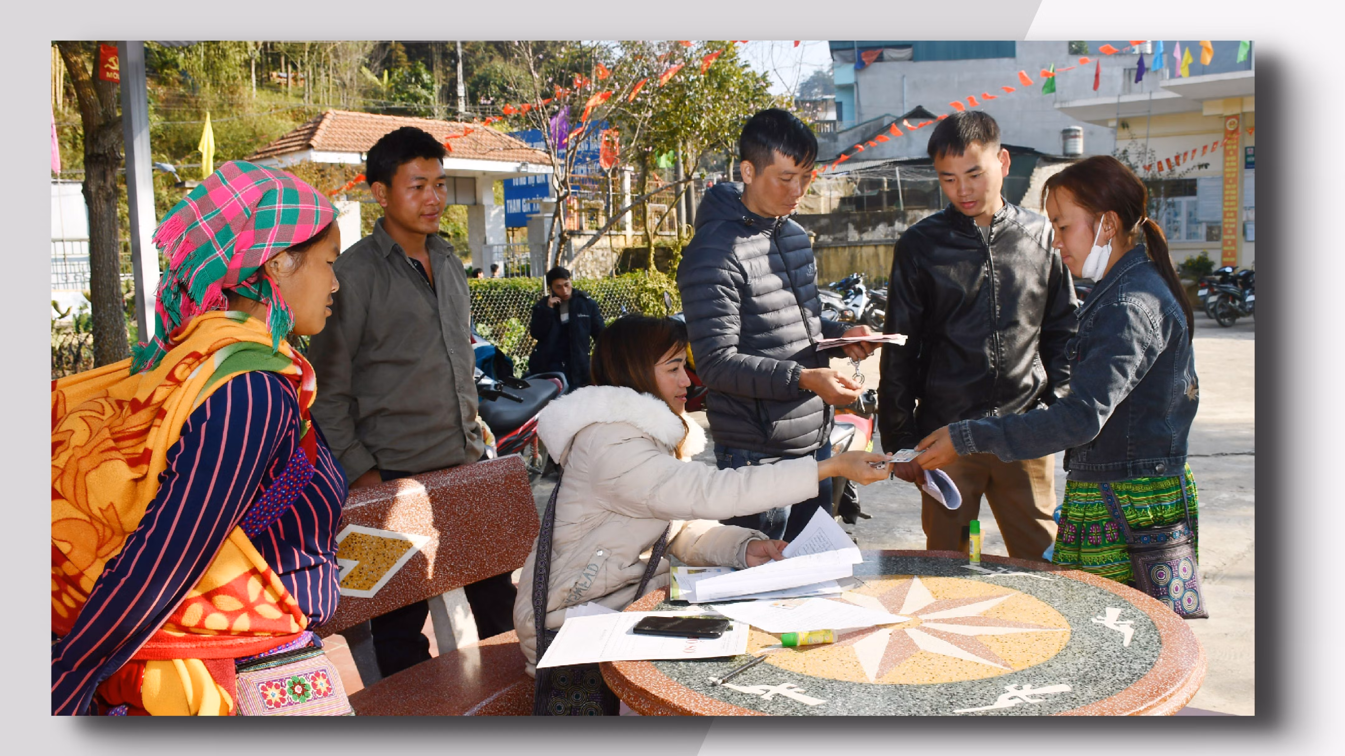 Sôi động thị trường lao động, việc làm ảnh 2 Sôi động thị trường lao động, việc làm ảnh 2