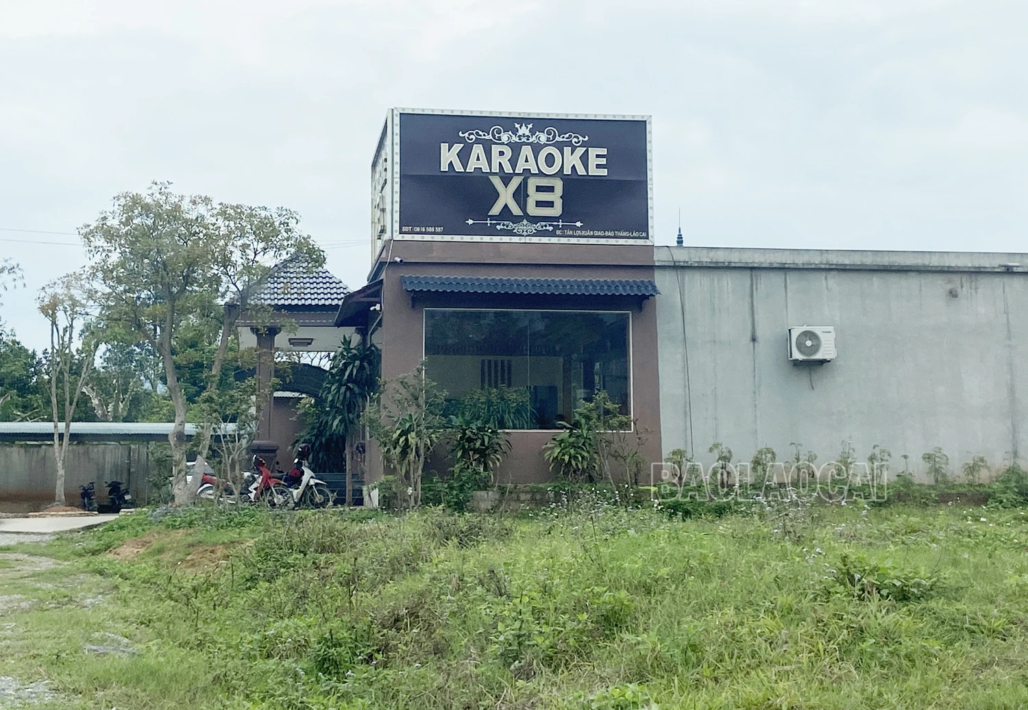 Cơ sở kinh doanh karaoke X8.
