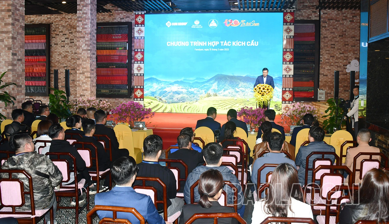 Hơn 70 doanh nghiệp ký kết hợp tác kích cầu du lịch ảnh 1