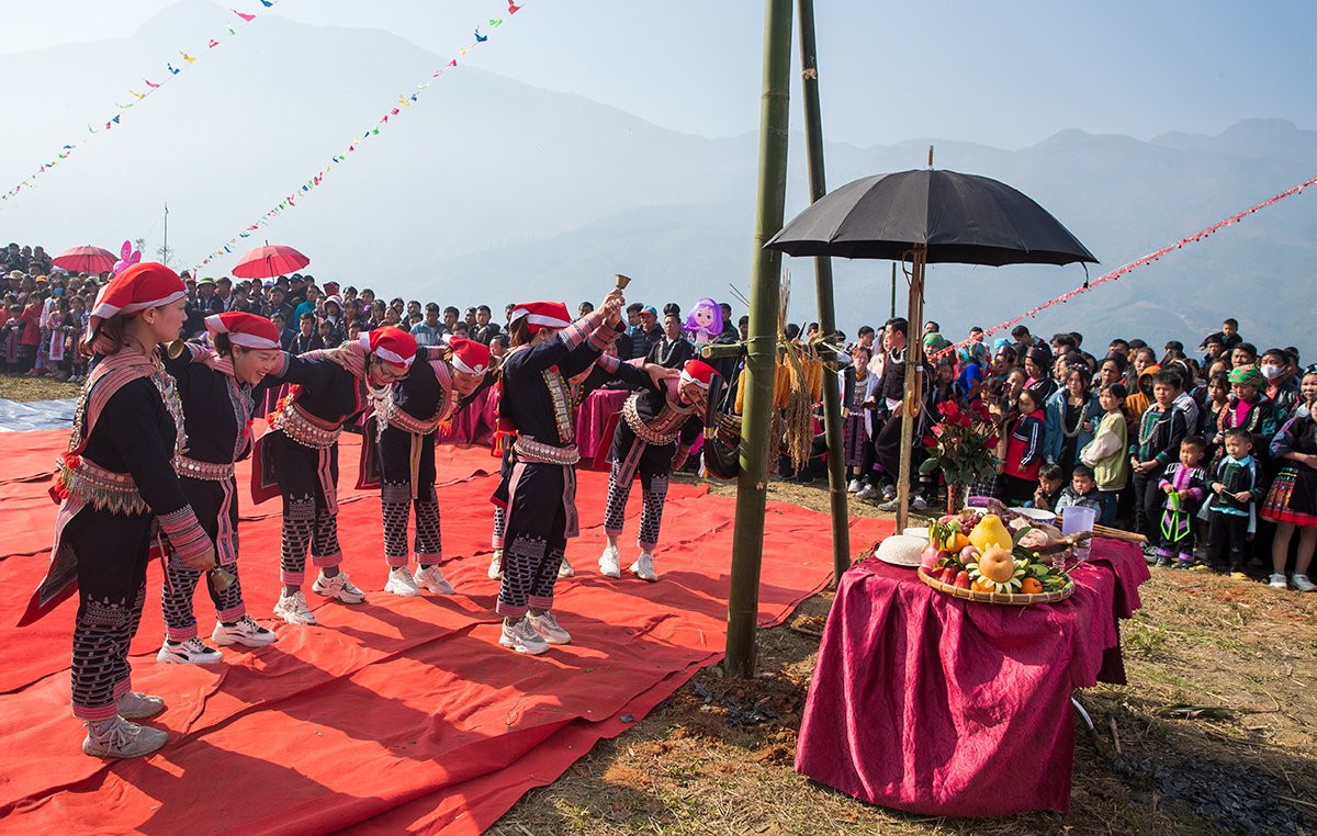 Ngày hội văn hóa bản Mông hấp dẫn người dân và du khách ảnh 5 Ngày hội văn hóa bản Mông hấp dẫn người dân và du khách ảnh 5