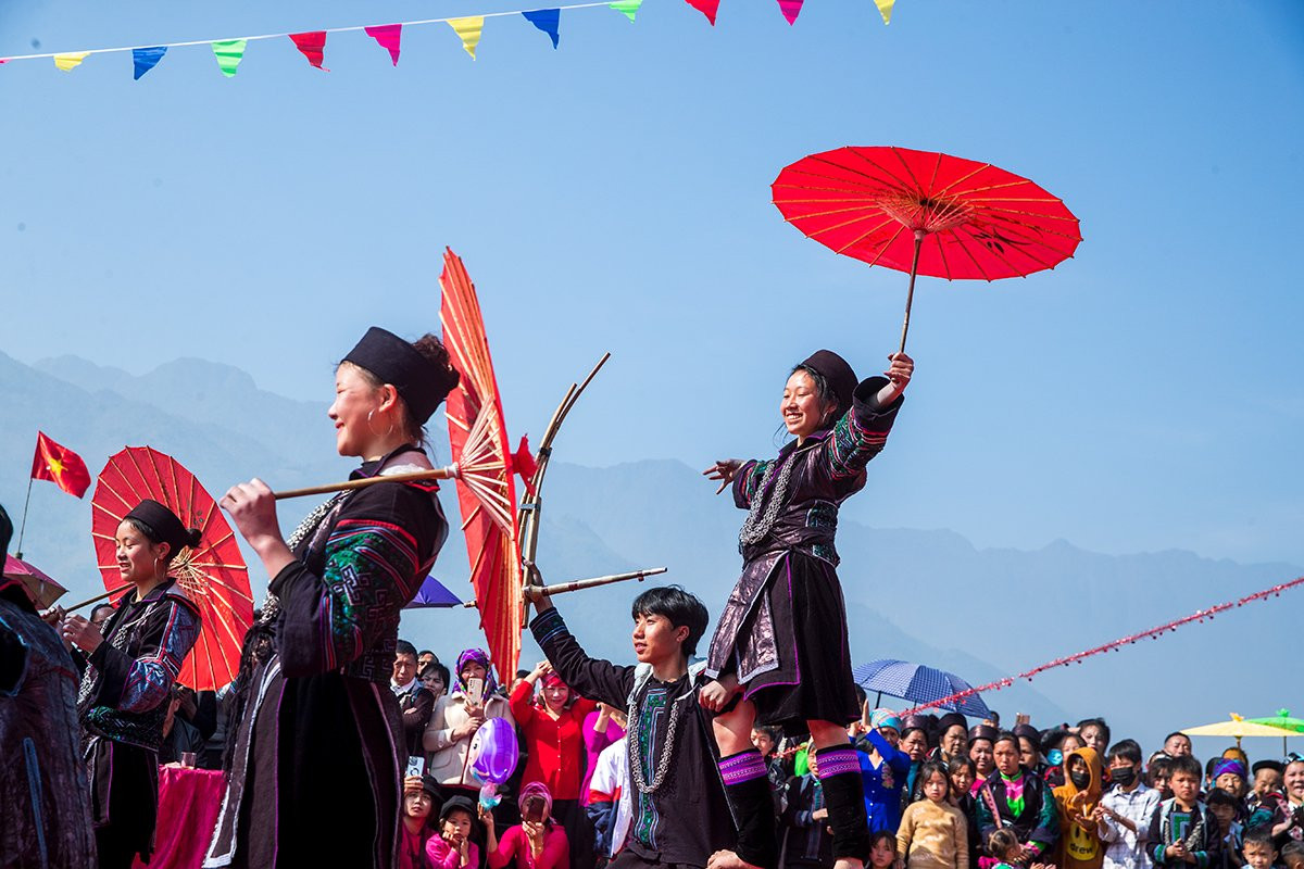 Ngày hội văn hóa bản Mông hấp dẫn người dân và du khách ảnh 3 Ngày hội văn hóa bản Mông hấp dẫn người dân và du khách ảnh 3