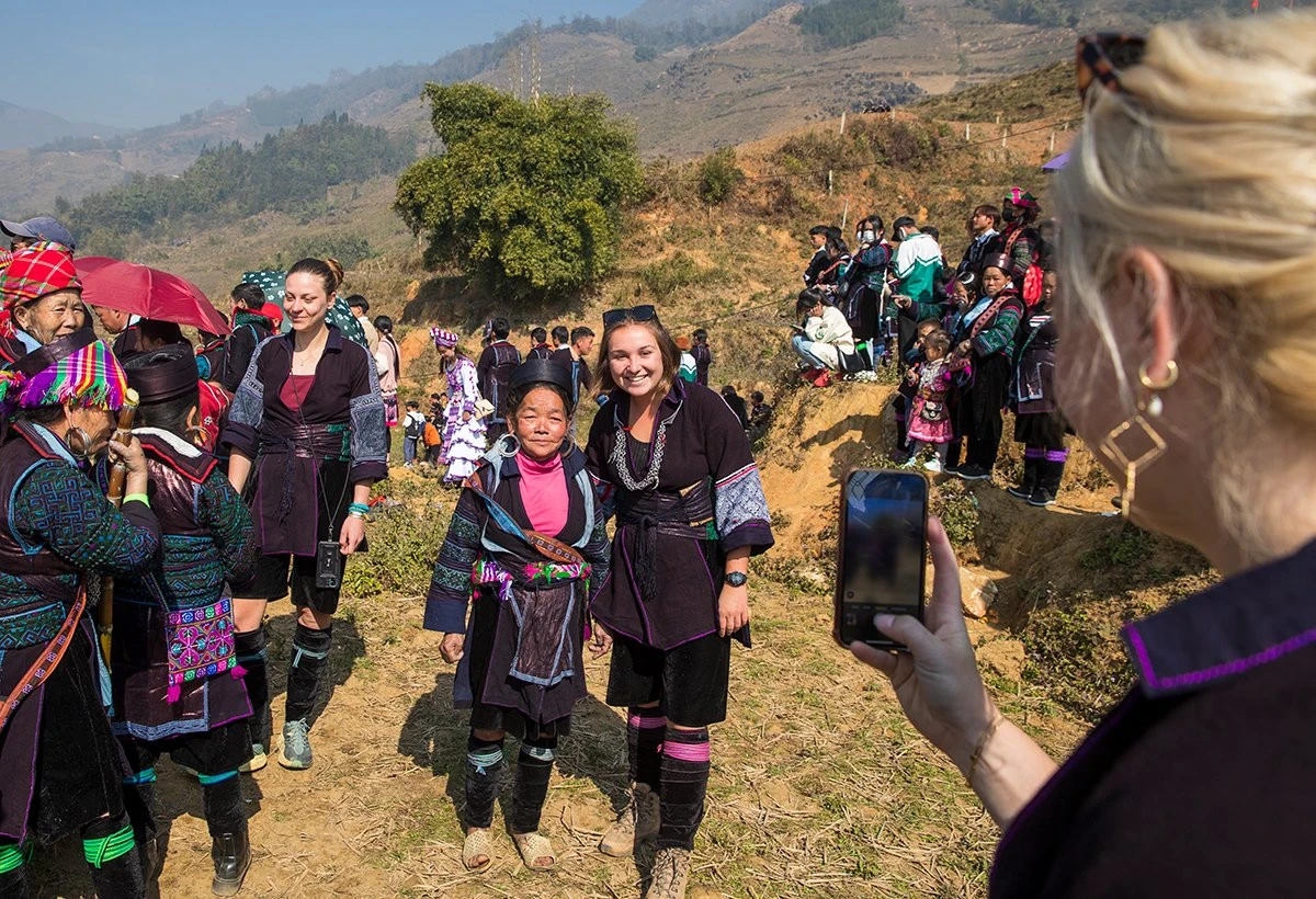 Ngày hội văn hóa bản Mông hấp dẫn người dân và du khách ảnh 8