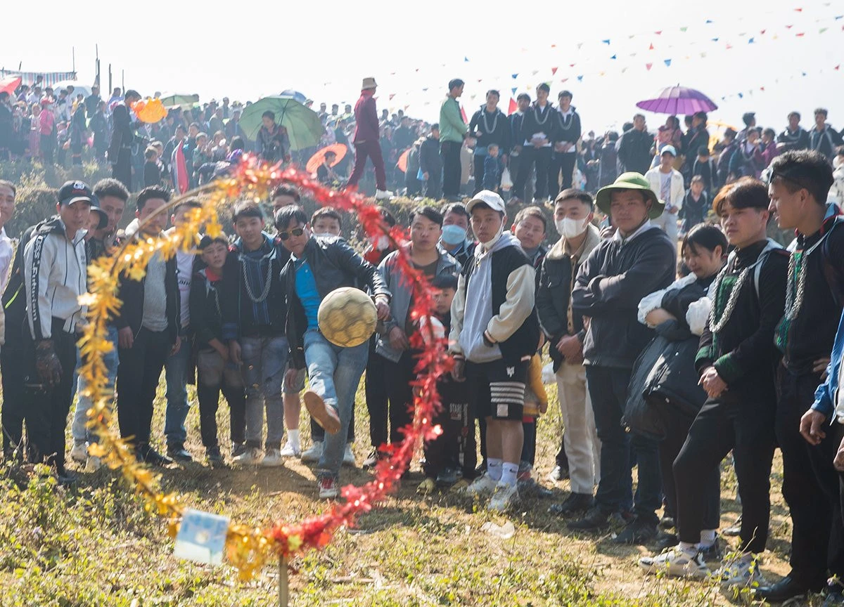 Ngày hội văn hóa bản Mông hấp dẫn người dân và du khách ảnh 6