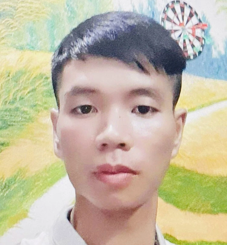 Bắt giữ nữ quái 9X mua bán trái phép nhiều loại ma túy ảnh 2