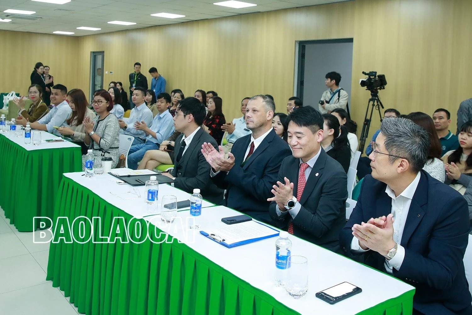 Trường Quốc tế Canada Lào Cai ký kết hợp tác chiến lược với ngân hàng Shinhan Việt Nam triển khai chương trình ưu đãi học phí lãi suất 0% ảnh 2