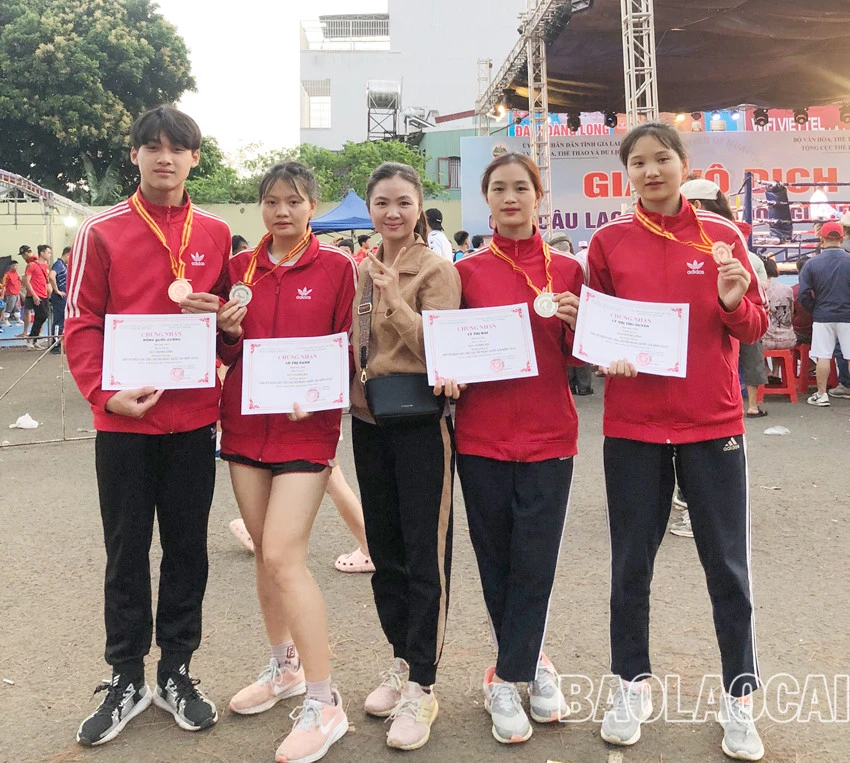 Lào Cai có 4 võ sĩ đoạt huy chương tại Giải Vô địch các câu lạc bộ Muay quốc gia ảnh 4
