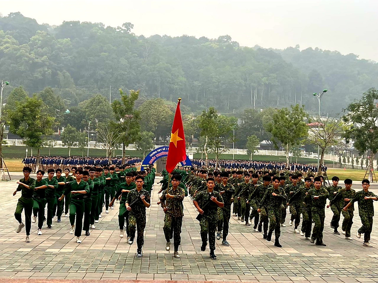 Trường THPT số 1 thành phố Lào Cai: Tổ chức thành công hội thao giáo dục quốc phòng và an ninh ảnh 1 Trường THPT số 1 thành phố Lào Cai: Tổ chức thành công hội thao giáo dục quốc phòng và an ninh ảnh 1