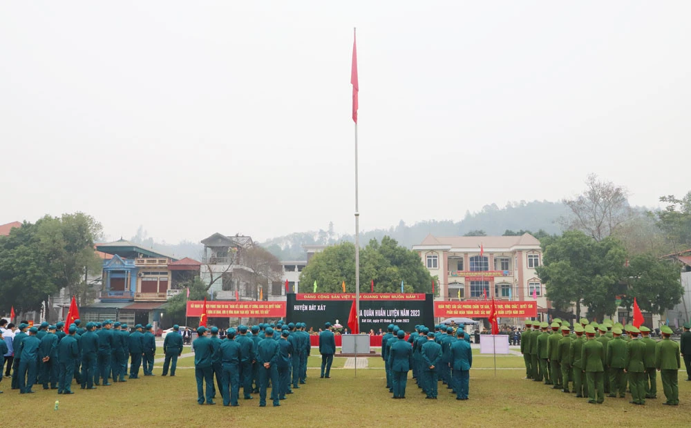 Nhiều địa phương đồng loạt tổ chức Lễ ra quân quân huấn luyện năm 2023 ảnh 3
