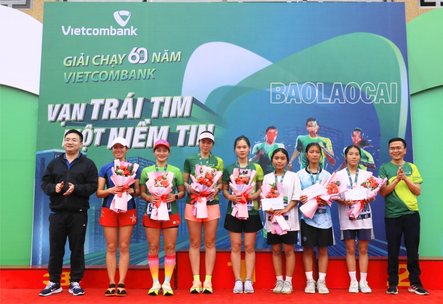 Trao giải Nhất, Nhì, Ba cho các nữ vận động viên. Trao giải Nhất, Nhì, Ba cho các nam vận động viên. Trao giải đồng hạng cho các nữ vận động viên. Trao giải đồng hạng cho các nam vận động viên. Trao Kỷ niệm chương cho các vận động viên. Trao giải Nhất, Nhì, Ba cho các nữ vận động viên. Trao giải Nhất, Nhì, Ba cho các nam vận động viên. Trao giải đồng hạng cho các nữ vận động viên. Trao giải đồng hạng cho các nam vận động viên. Trao Kỷ niệm chương cho các vận động viên.