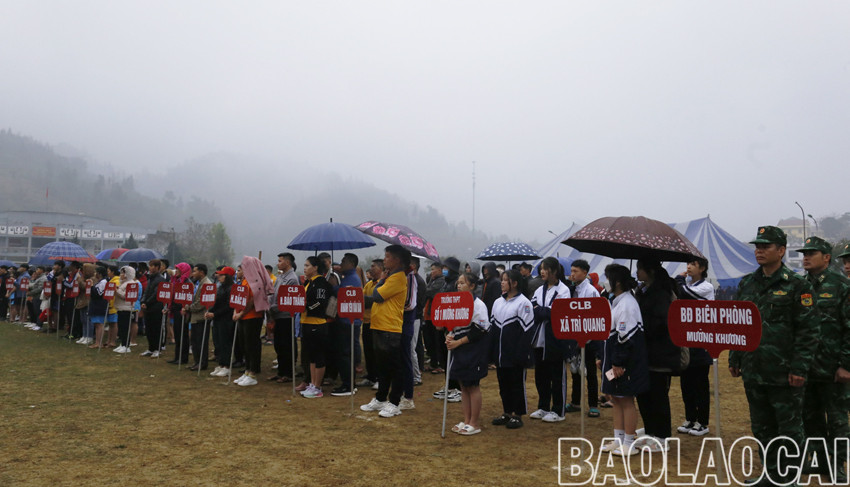 Khởi tranh Giải Vô địch kéo co, đẩy gậy, bắn nỏ tỉnh Lào Cai năm 2023 ảnh 1 Khởi tranh Giải Vô địch kéo co, đẩy gậy, bắn nỏ tỉnh Lào Cai năm 2023 ảnh 1