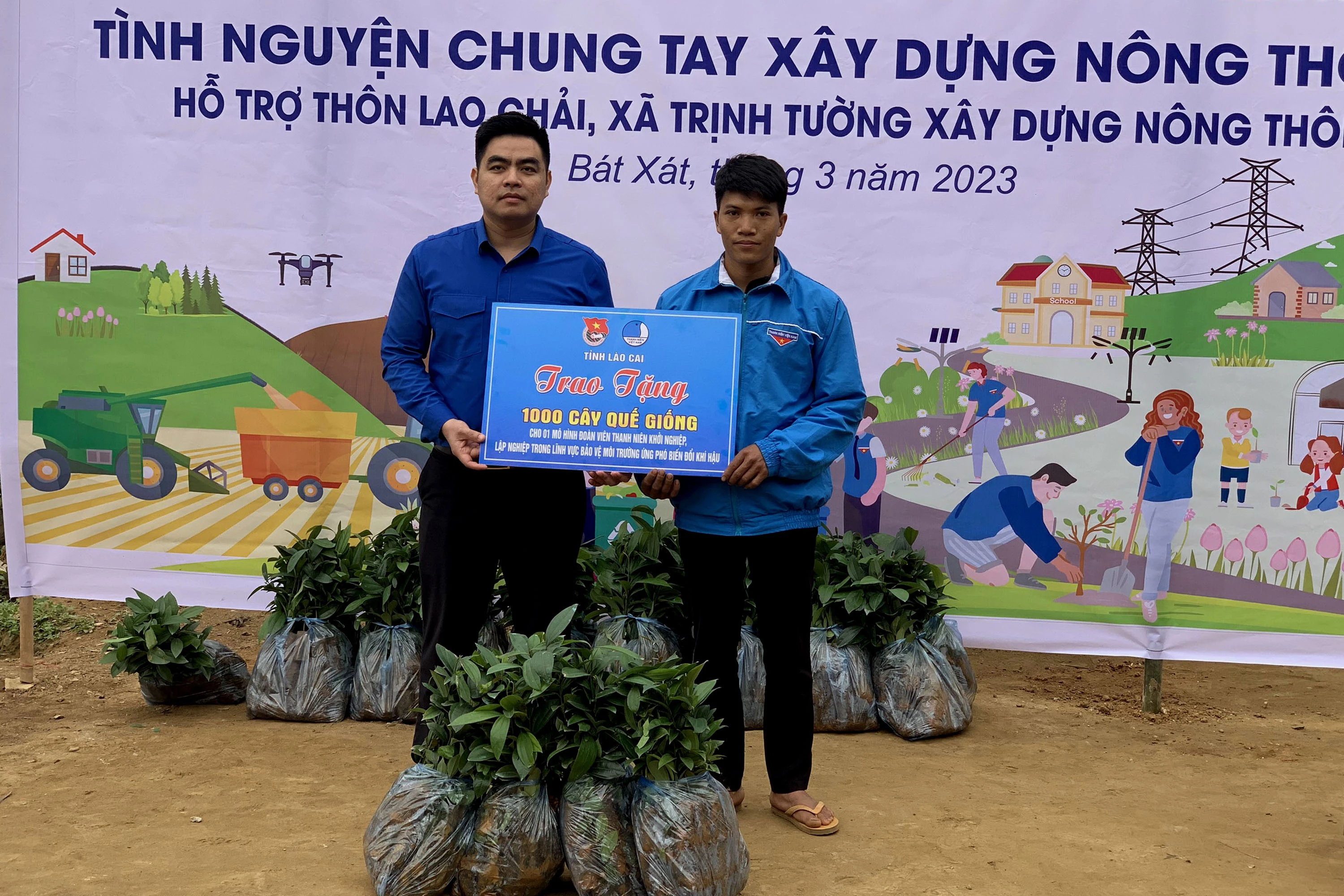 Ra quân ngày cao điểm “Tình nguyện chung tay xây dựng nông thôn mới” tại xã Trịnh Tường&nbsp; ảnh 1