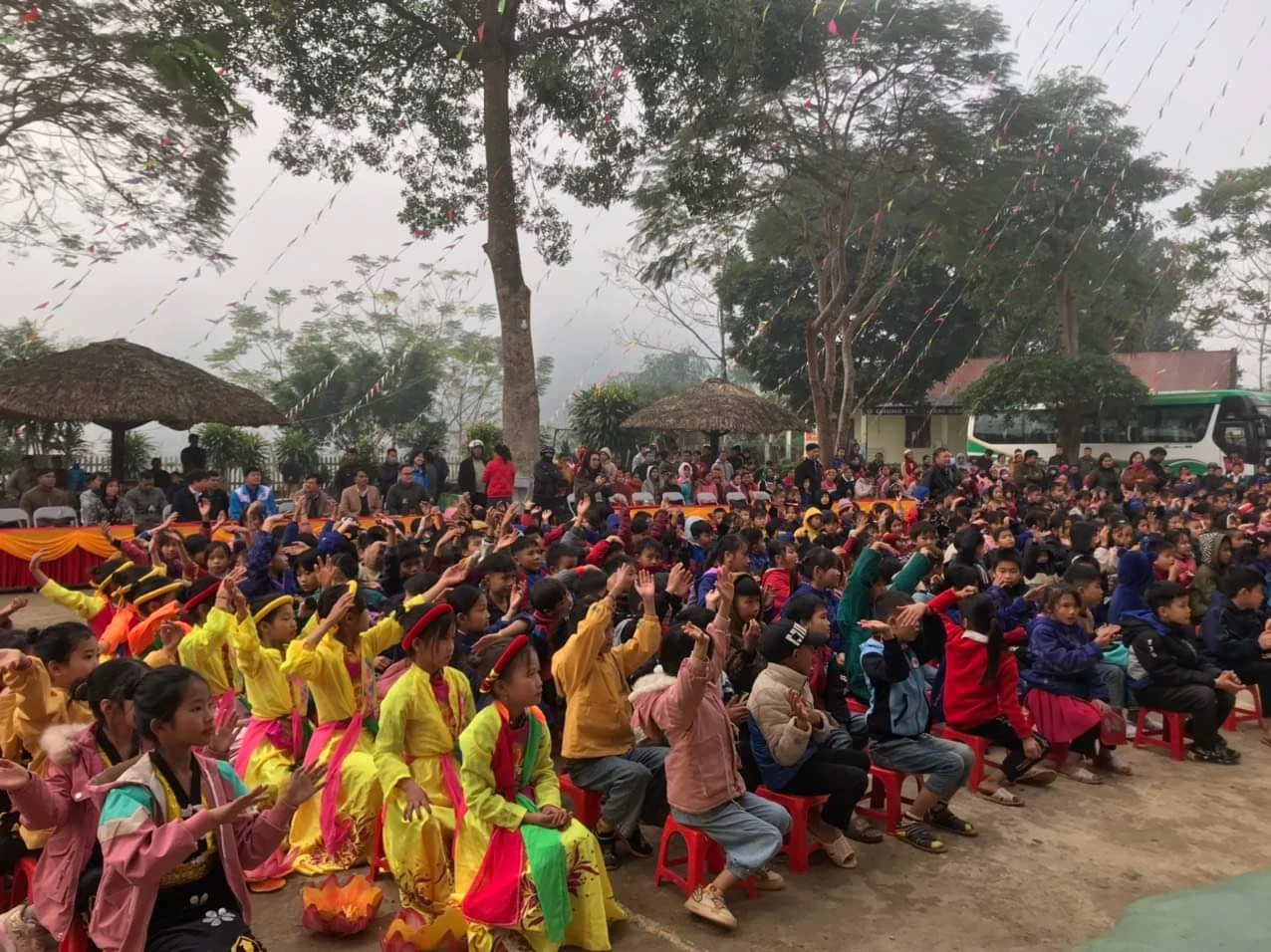 “Tết yêu thương” về vùng cao ảnh 3