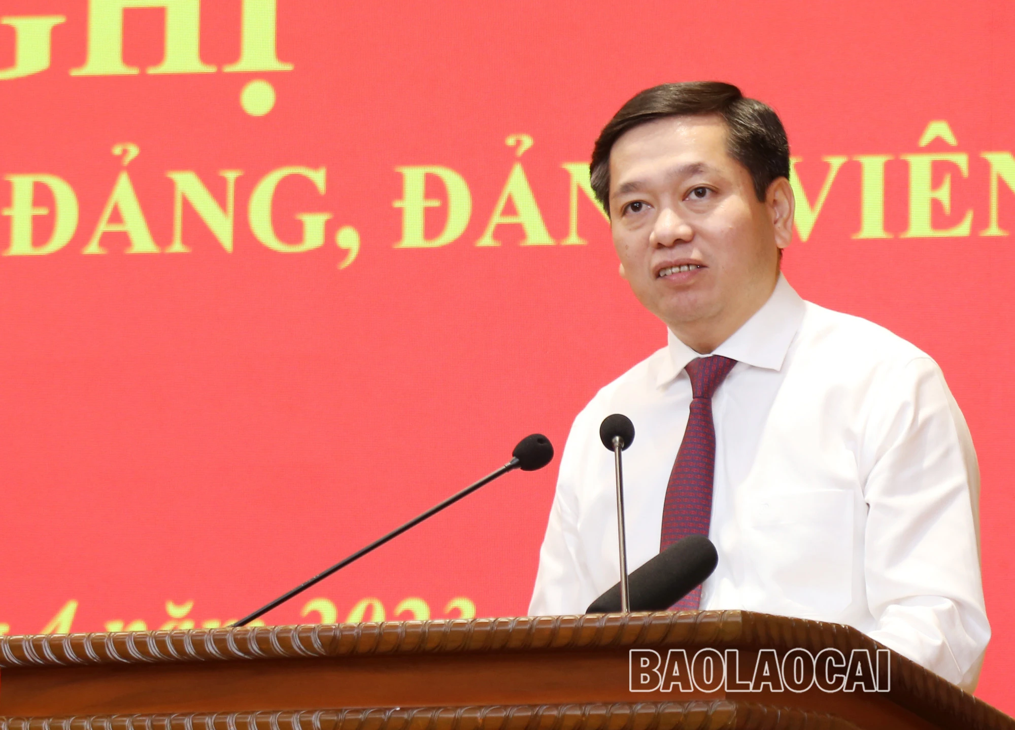 Bí thư Đảng ủy Khối Doanh nghiệp Trung ương Nguyễn Long Hải phát biểu tại hội nghị.