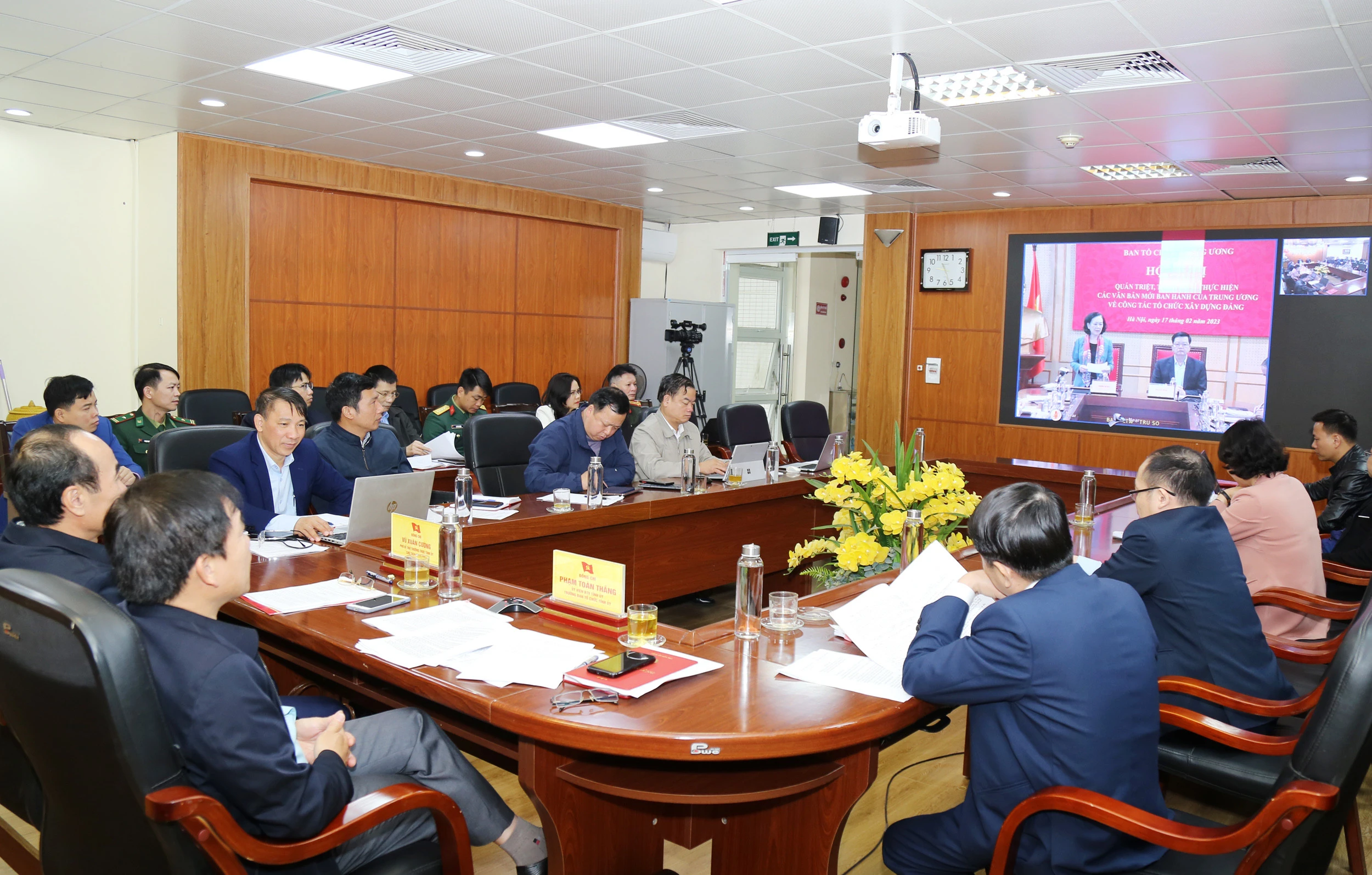 Cấp ủy, tổ chức đảng quan tâm quán triệt, triển khai hiệu quả các văn bản mới về công tác tổ chức xây dựng Đảng ảnh 2