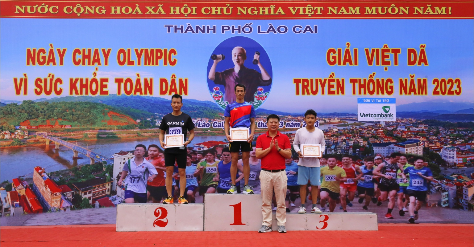 Hơn 1.200 vận động viên tham gia Ngày chạy Olympic vì sức khỏe toàn dân ảnh 11