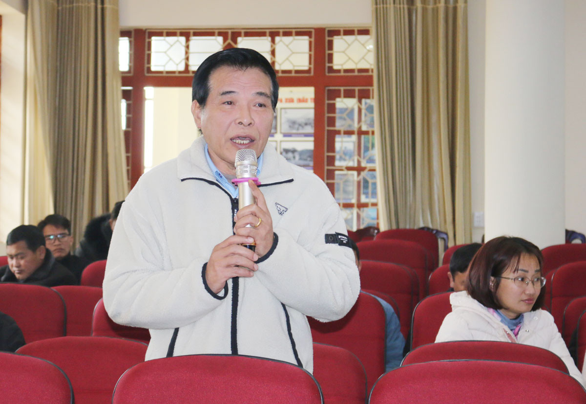 Đại biểu thảo luận tại hội nghị.