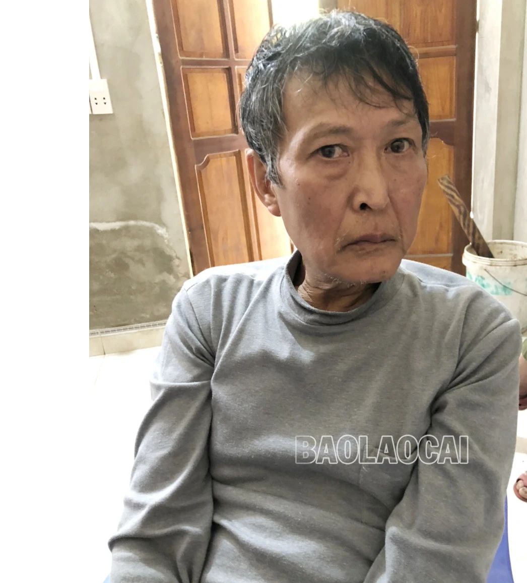 Đối tượng Trương Văn Cư và tang vật bị thu giữ.