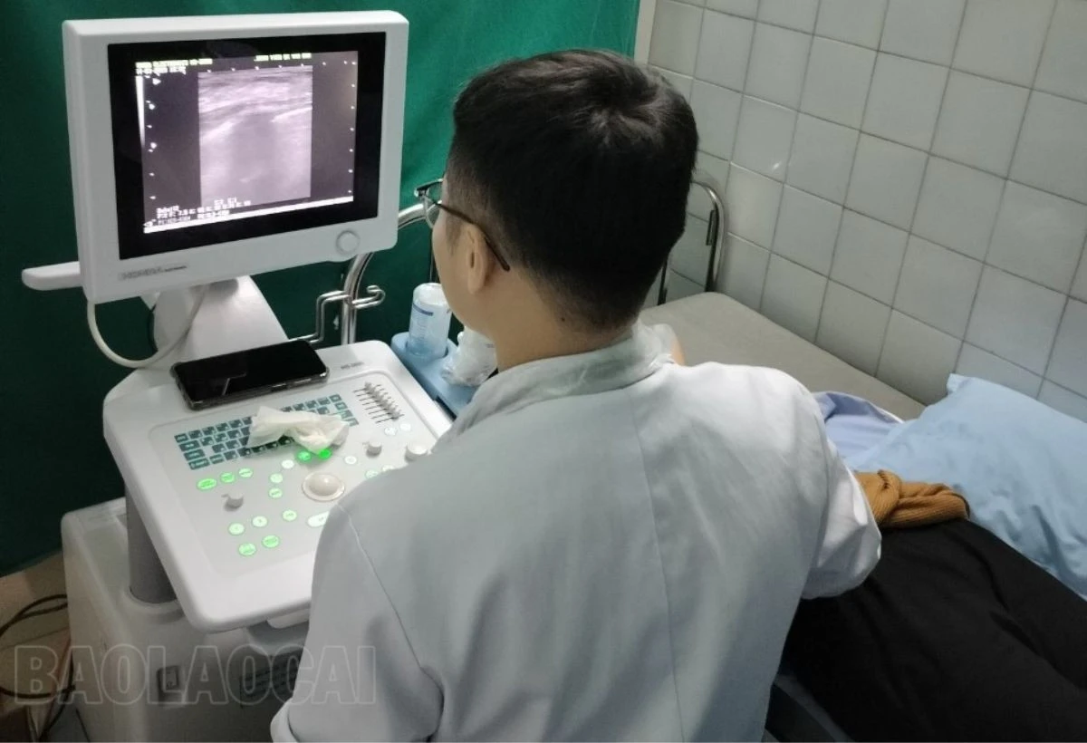 Hơn 400 phụ nữ được khám sàng lọc ung thư miễn phí ảnh 3