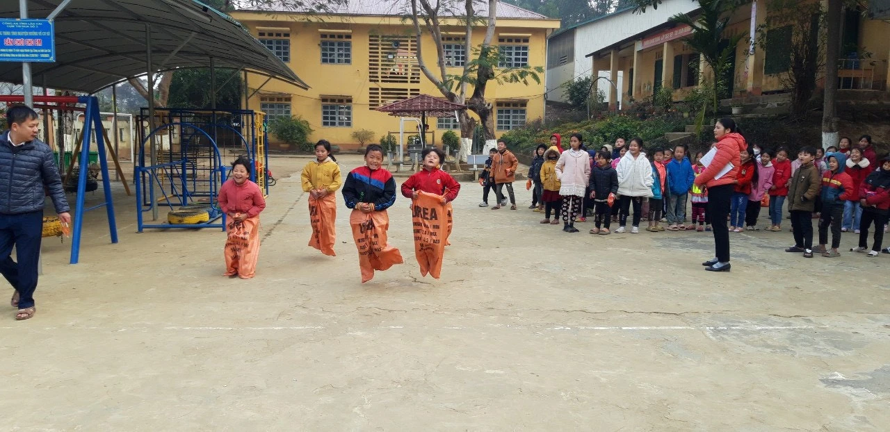 Hơn 231.000 học sinh trở lại trường sau kỳ nghỉ tết Nguyên đán ảnh 11
