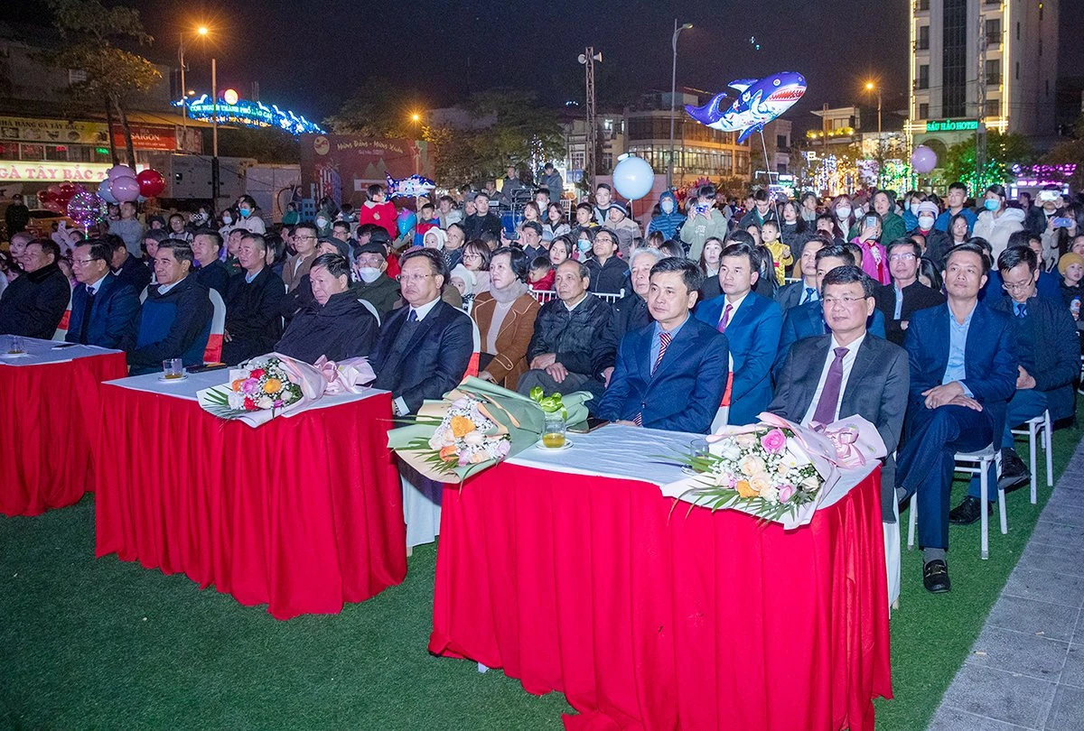 Tưng bừng chương trình nghệ thuật đón giao thừa Xuân Quý Mão 2023 ảnh 1