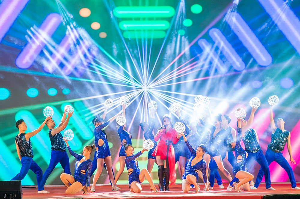 Tưng bừng chương trình nghệ thuật đón giao thừa Xuân Quý Mão 2023 ảnh 4 Tưng bừng chương trình nghệ thuật đón giao thừa Xuân Quý Mão 2023 ảnh 4